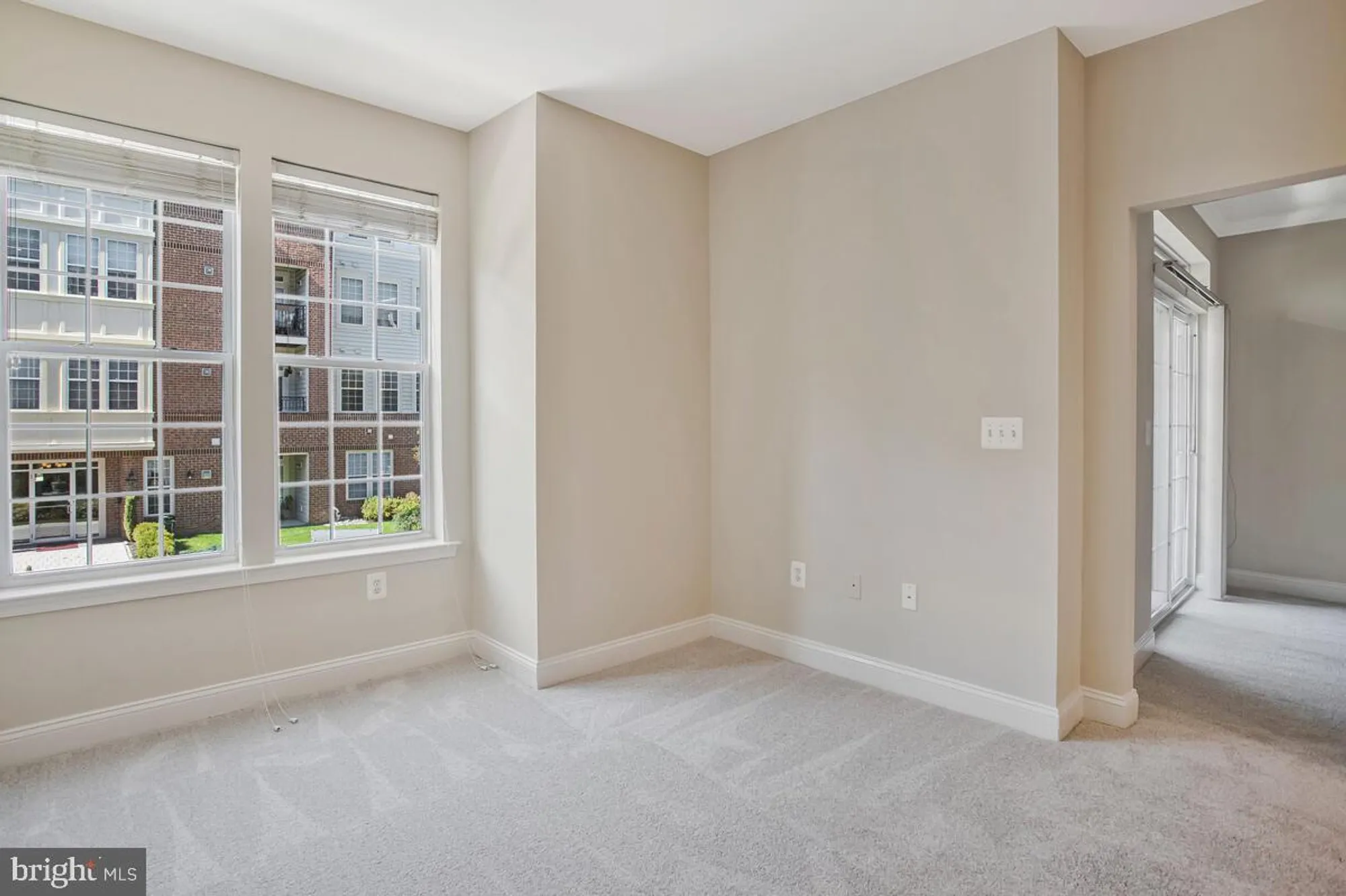 Property Slideshow image 17 of 49 | 2550 kensington gdns 205, Ellicott City, MD, 21043
