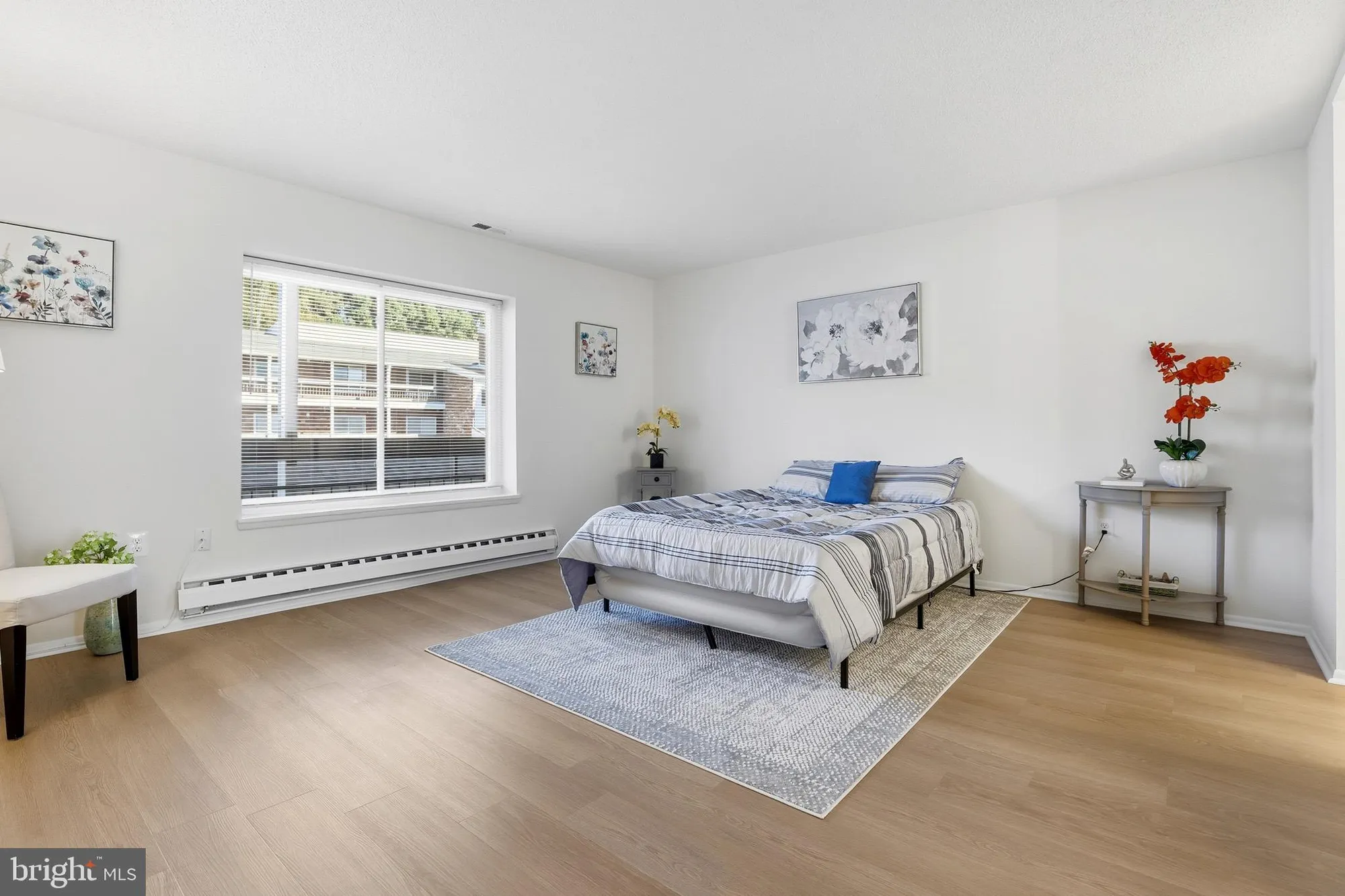 Property Slideshow image 22 of 31 | 3500 forest edge dr 15-2f, Silver Spring, MD, 20906