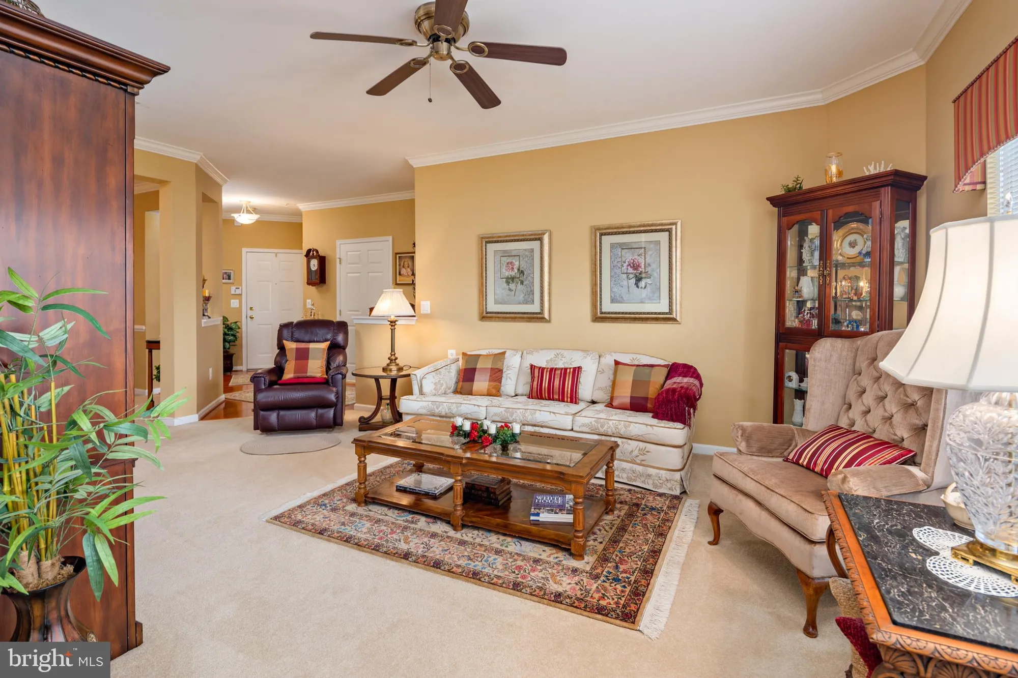 Property Slideshow image 8 of 32 | 8115 yellow pine dr l, Ellicott City, MD, 21043
