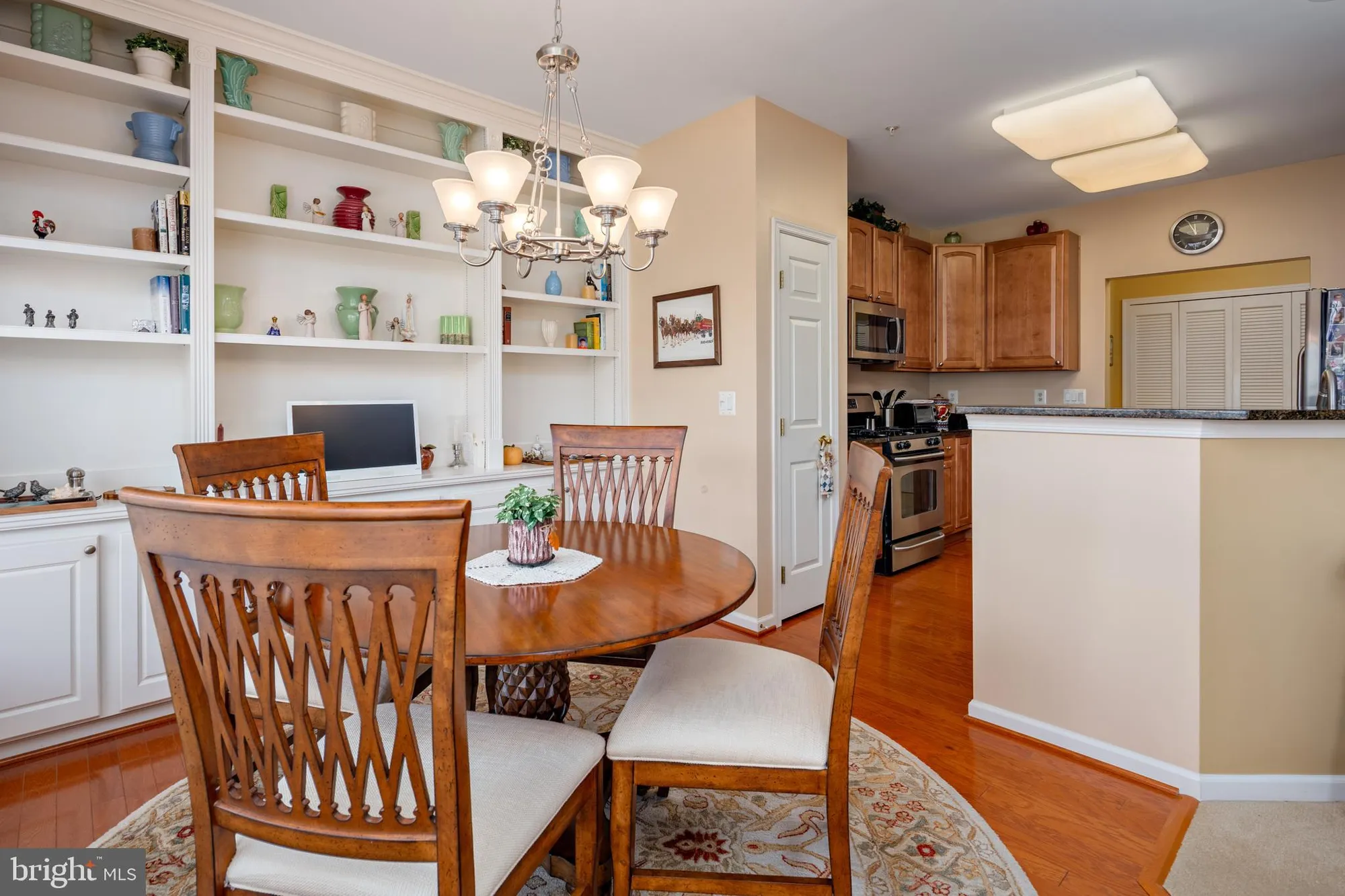 Property Slideshow image 17 of 32 | 8115 yellow pine dr l, Ellicott City, MD, 21043