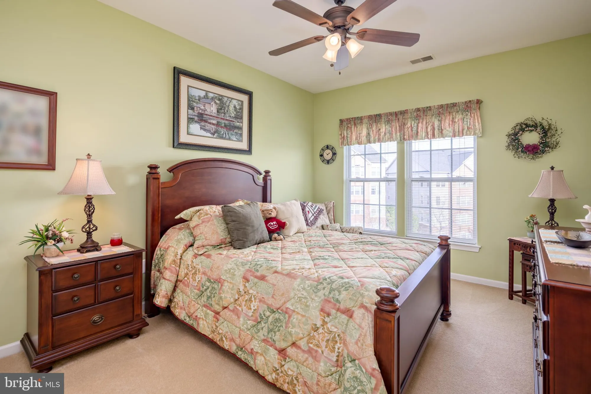 Property Slideshow image 26 of 32 | 8115 yellow pine dr l, Ellicott City, MD, 21043