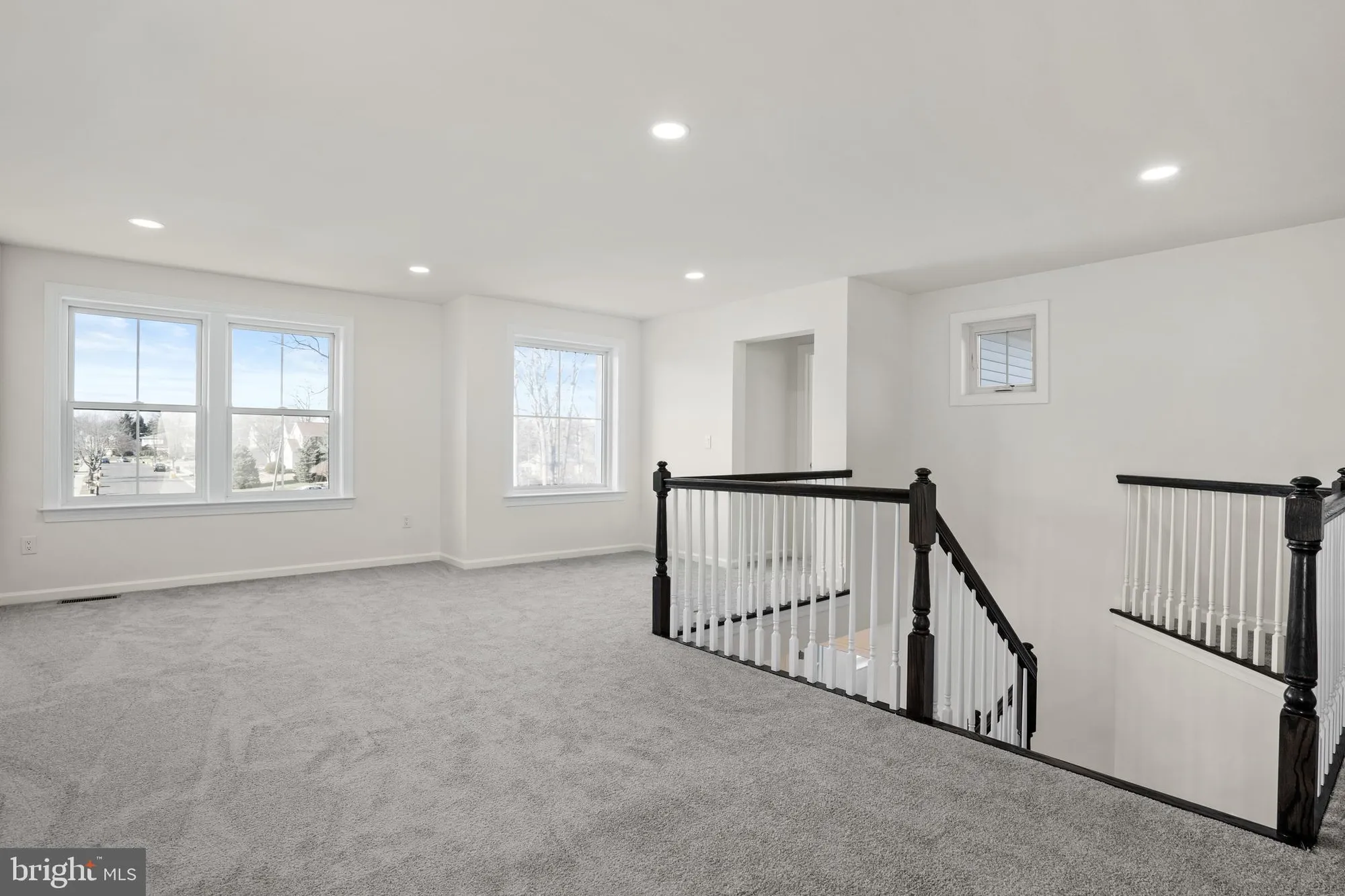 Property Slideshow image 23 of 43 | 33 kay chiarello way, Hamilton, NJ, 08690