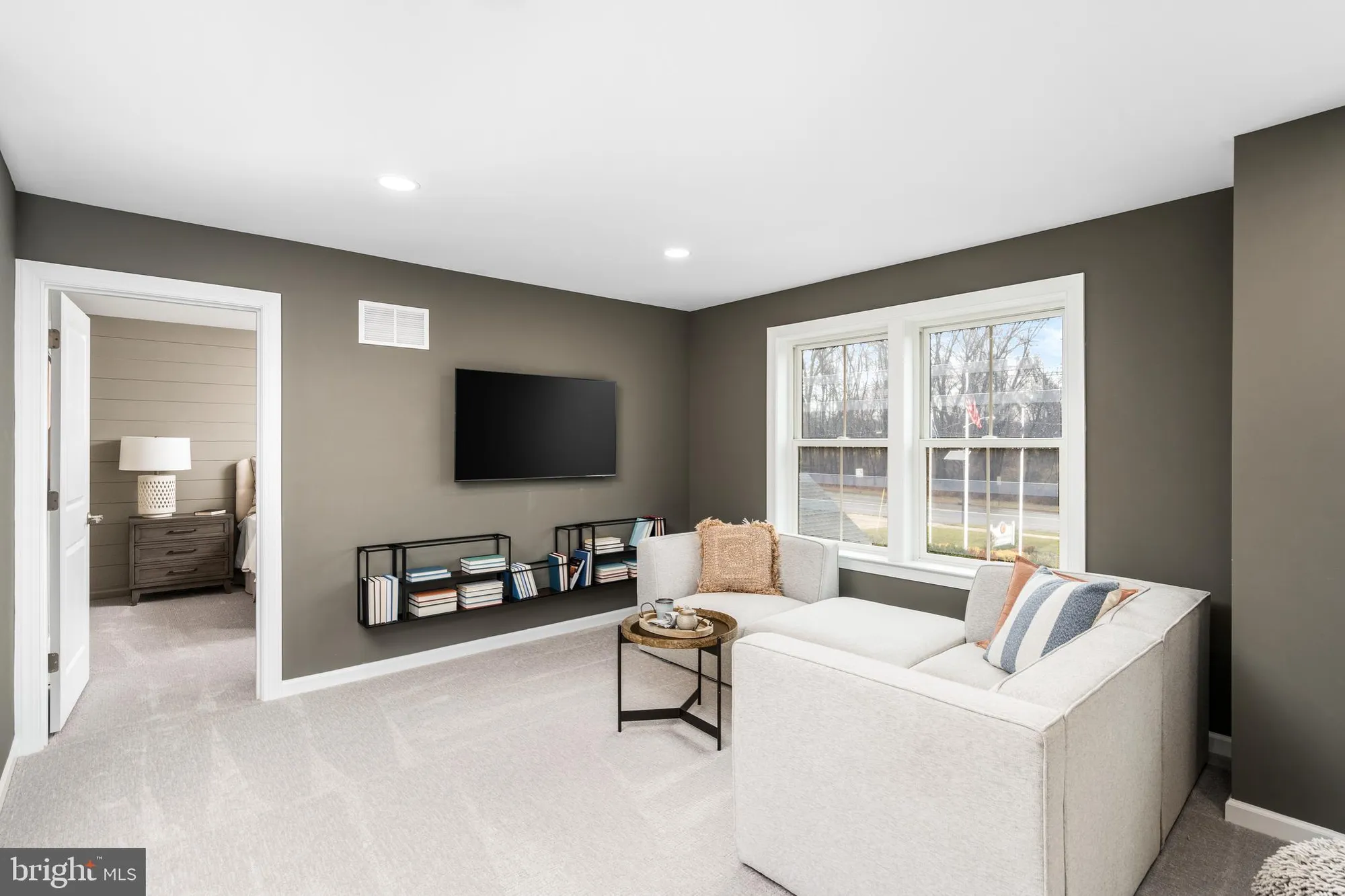 Property Slideshow image 28 of 63 | 5 sportsman blvd, Hamilton, NJ, 08690