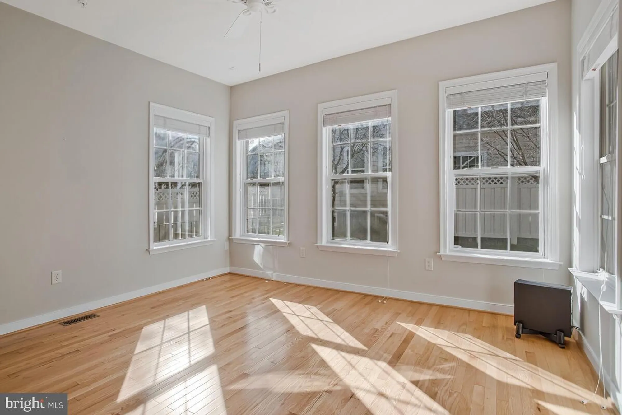 Property Slideshow image 17 of 75 | 8656 vast rose dr 23, Columbia, MD, 21045