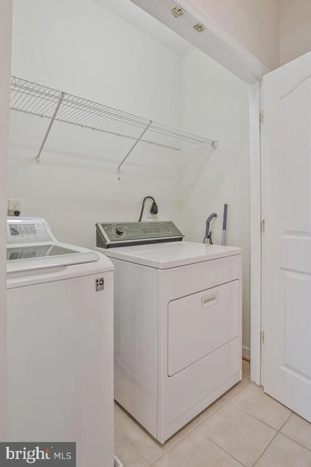Property Slideshow image 19 of 75 | 8656 vast rose dr 23, Columbia, MD, 21045