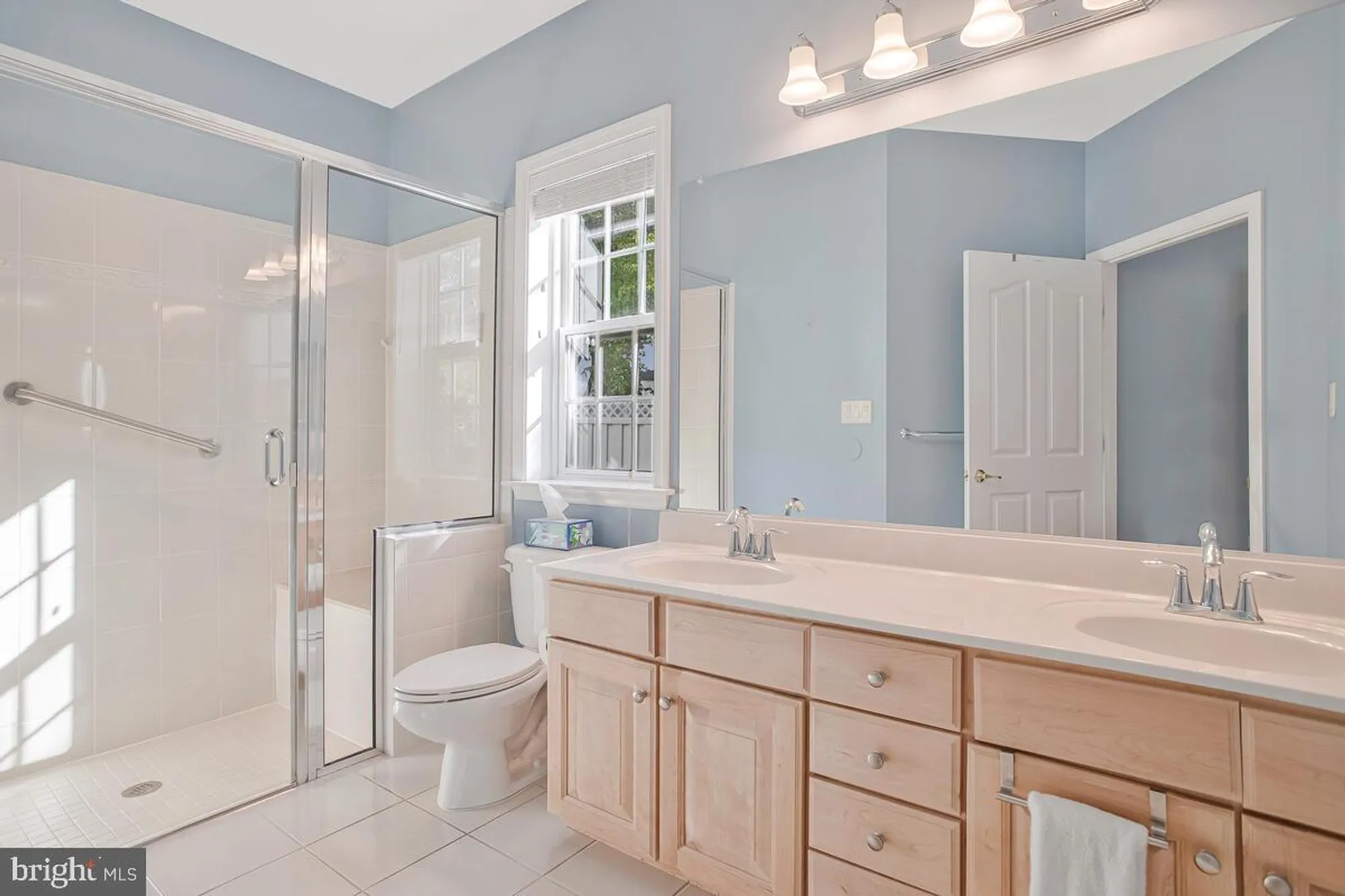 Property Slideshow image 30 of 75 | 8656 vast rose dr 23, Columbia, MD, 21045