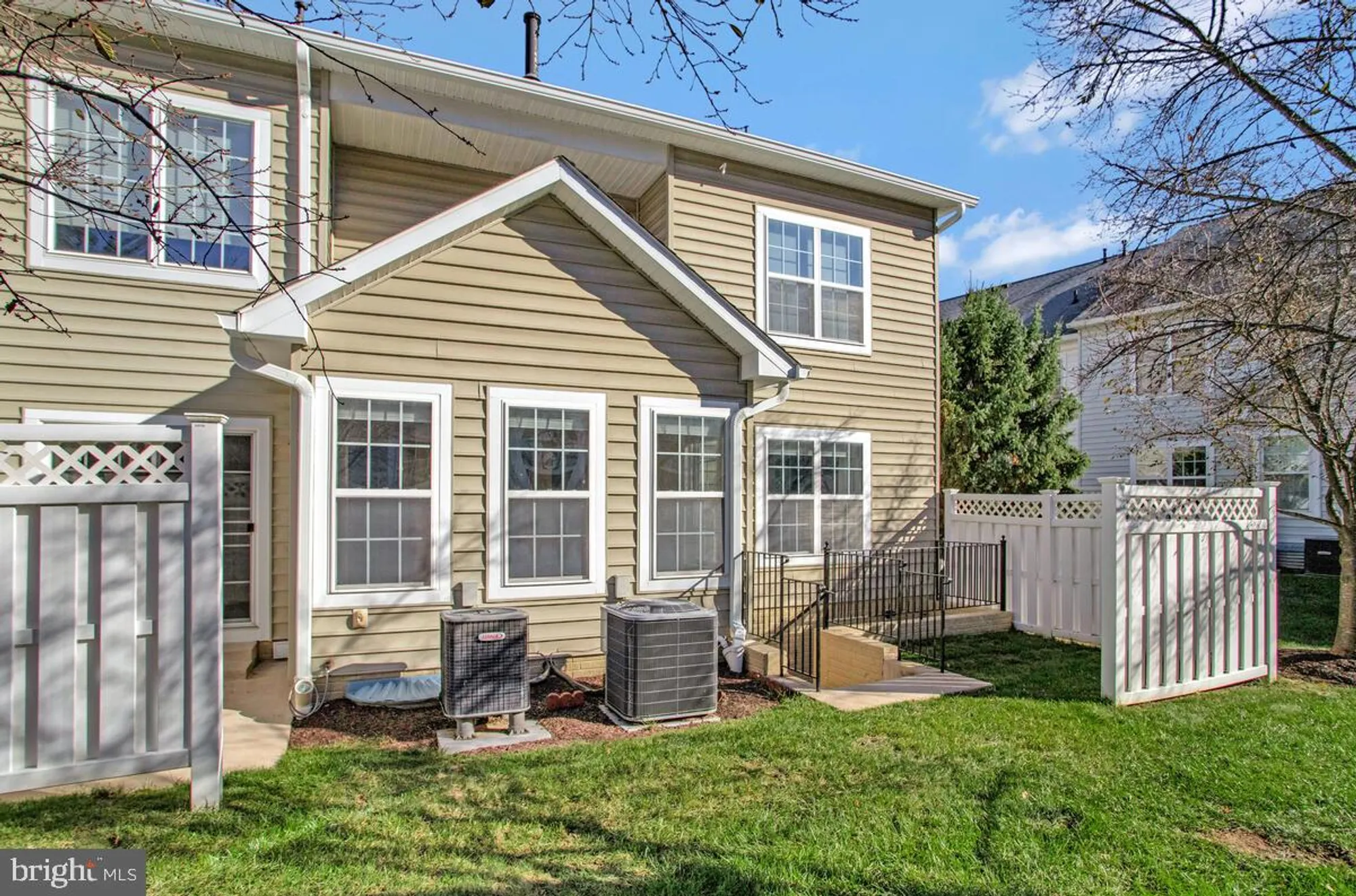 Property Slideshow image 61 of 75 | 8656 vast rose dr 23, Columbia, MD, 21045