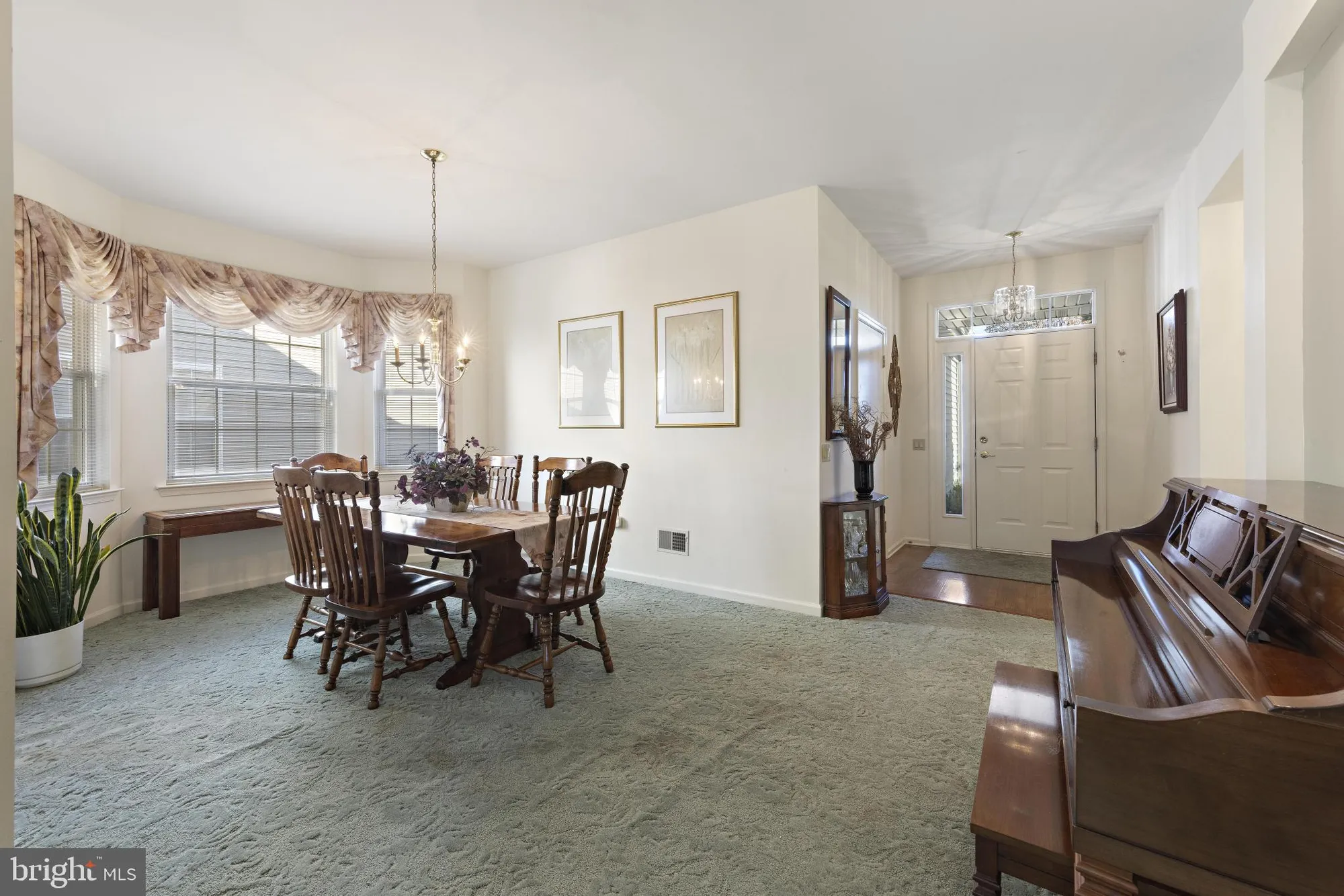 Property Slideshow image 12 of 29 | 3 lakeland dr, Barnegat, NJ, 08005