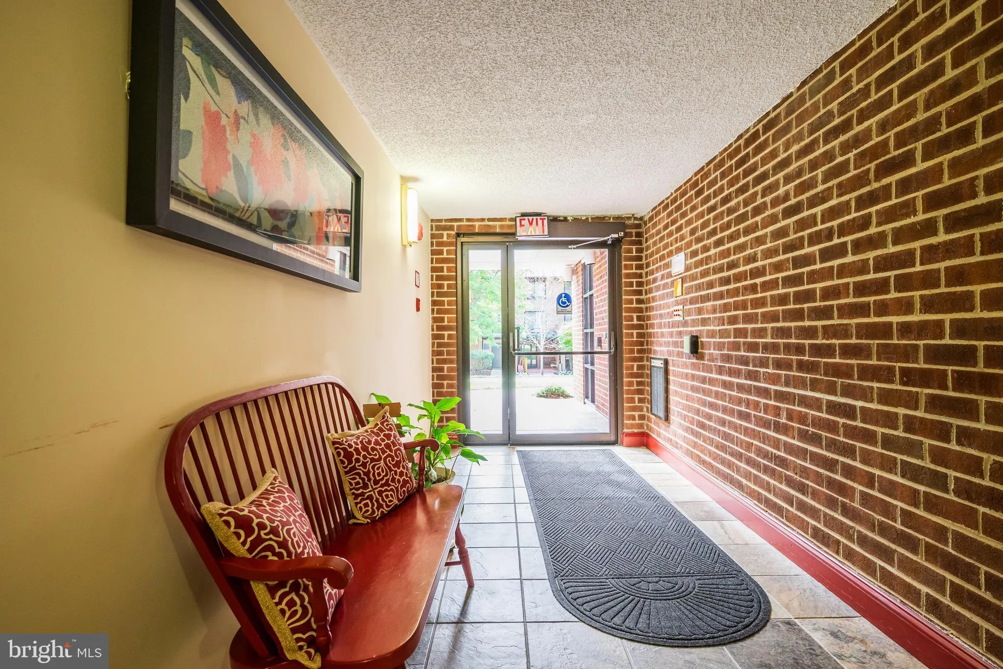 Property Slideshow image 3 of 42 | 15211 elkridge way 94-2f, Silver Spring, MD, 20906