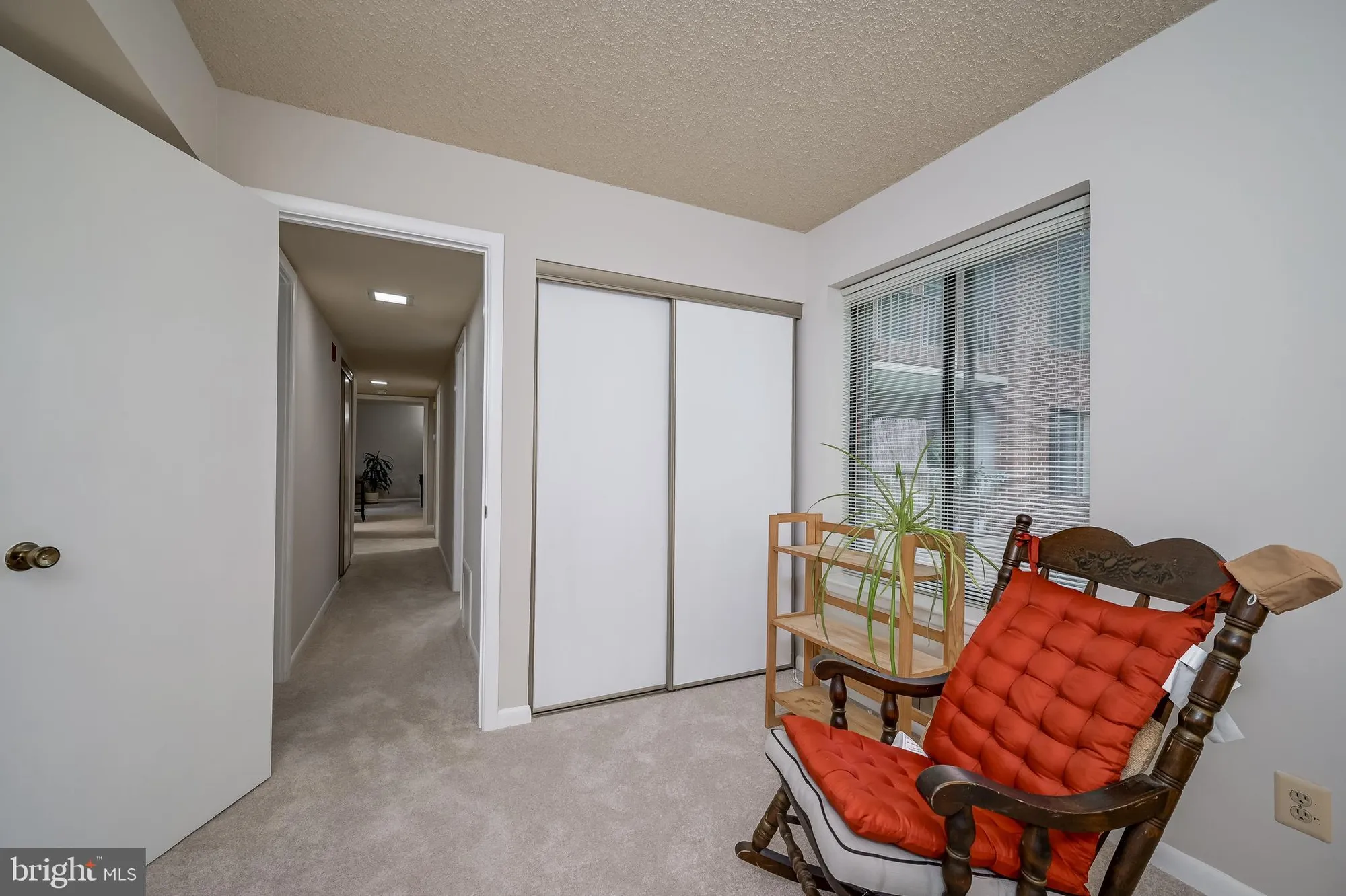 Property Slideshow image 31 of 42 | 15211 elkridge way 94-2f, Silver Spring, MD, 20906