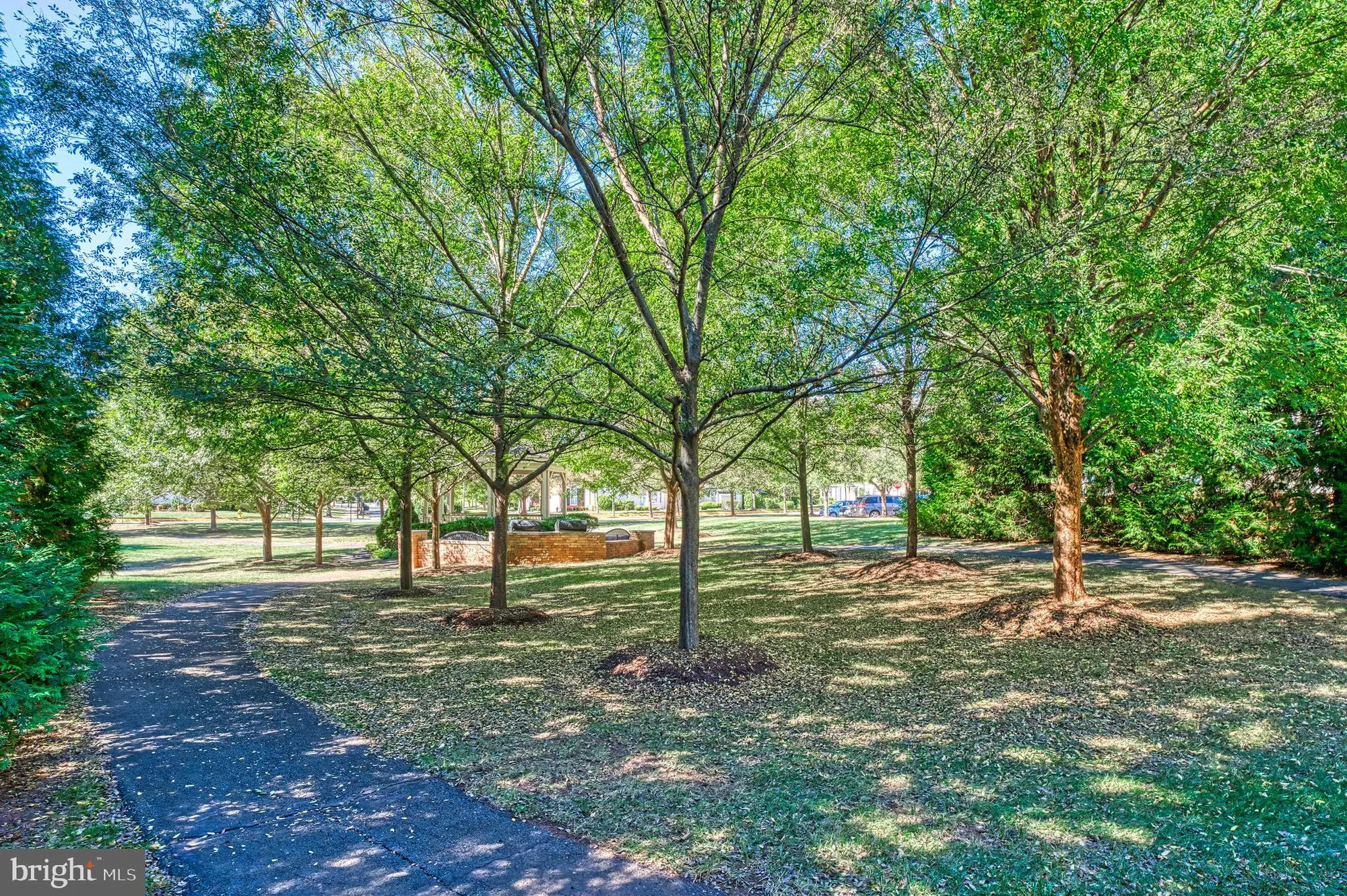 Property Slideshow image 30 of 39 | 15251 royal crest dr apt 306, Haymarket, VA, 20169