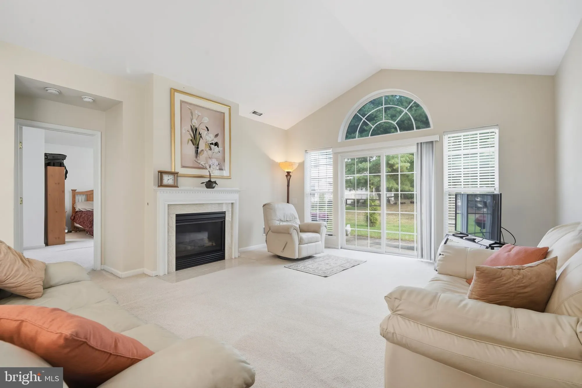 Property Slideshow image 15 of 56 | 29 pennington ct, Delanco, NJ, 08075