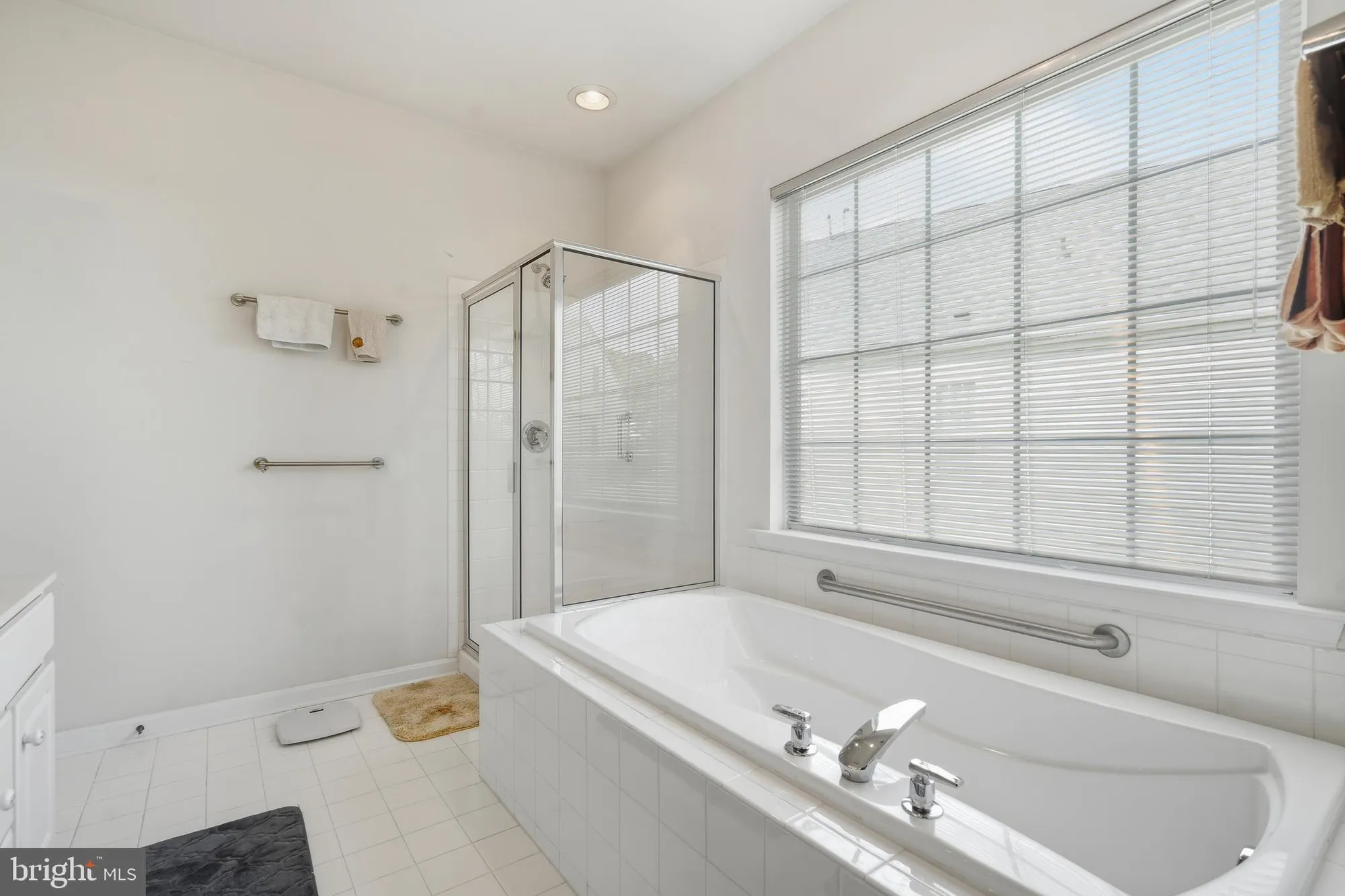 Property Slideshow image 29 of 56 | 29 pennington ct, Delanco, NJ, 08075