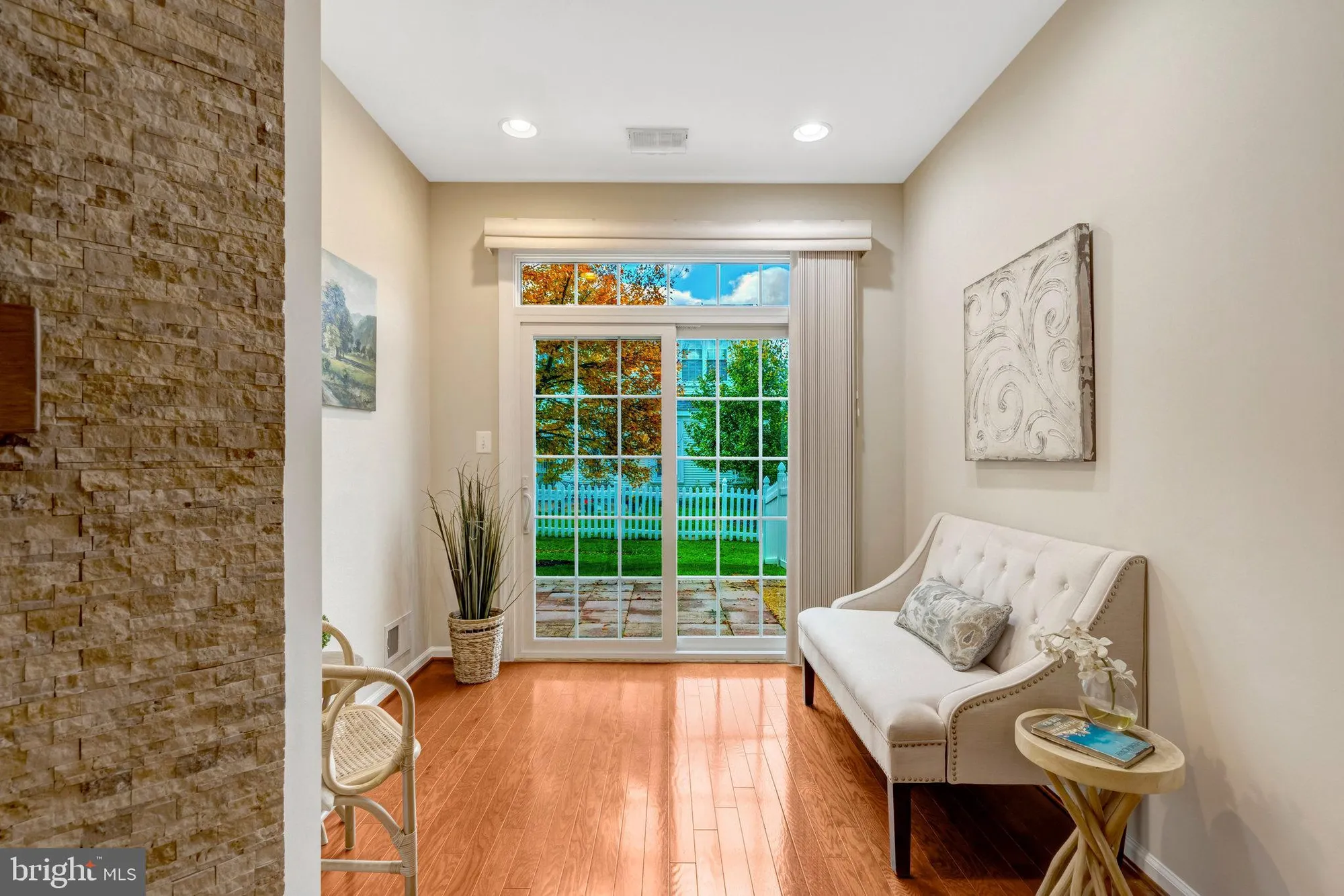 Property Slideshow image 20 of 55 | 6524 box elder loop, Gainesville, VA, 20155