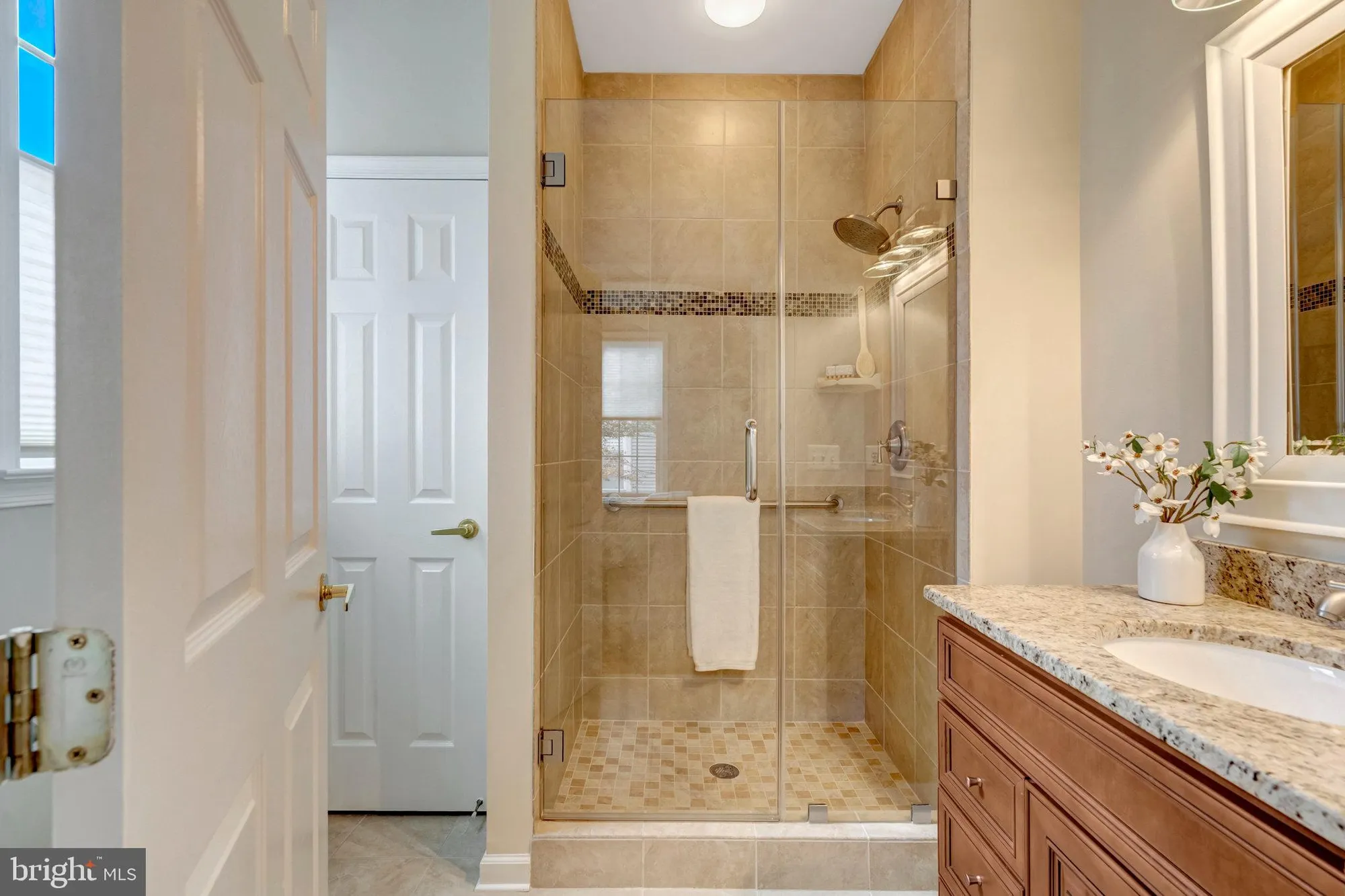 Property Slideshow image 30 of 55 | 6524 box elder loop, Gainesville, VA, 20155