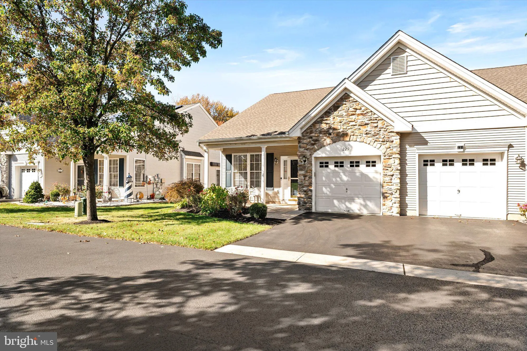 Property Slideshow image 3 of 25 | 229 meadowlark dr, Hamilton, NJ, 08690