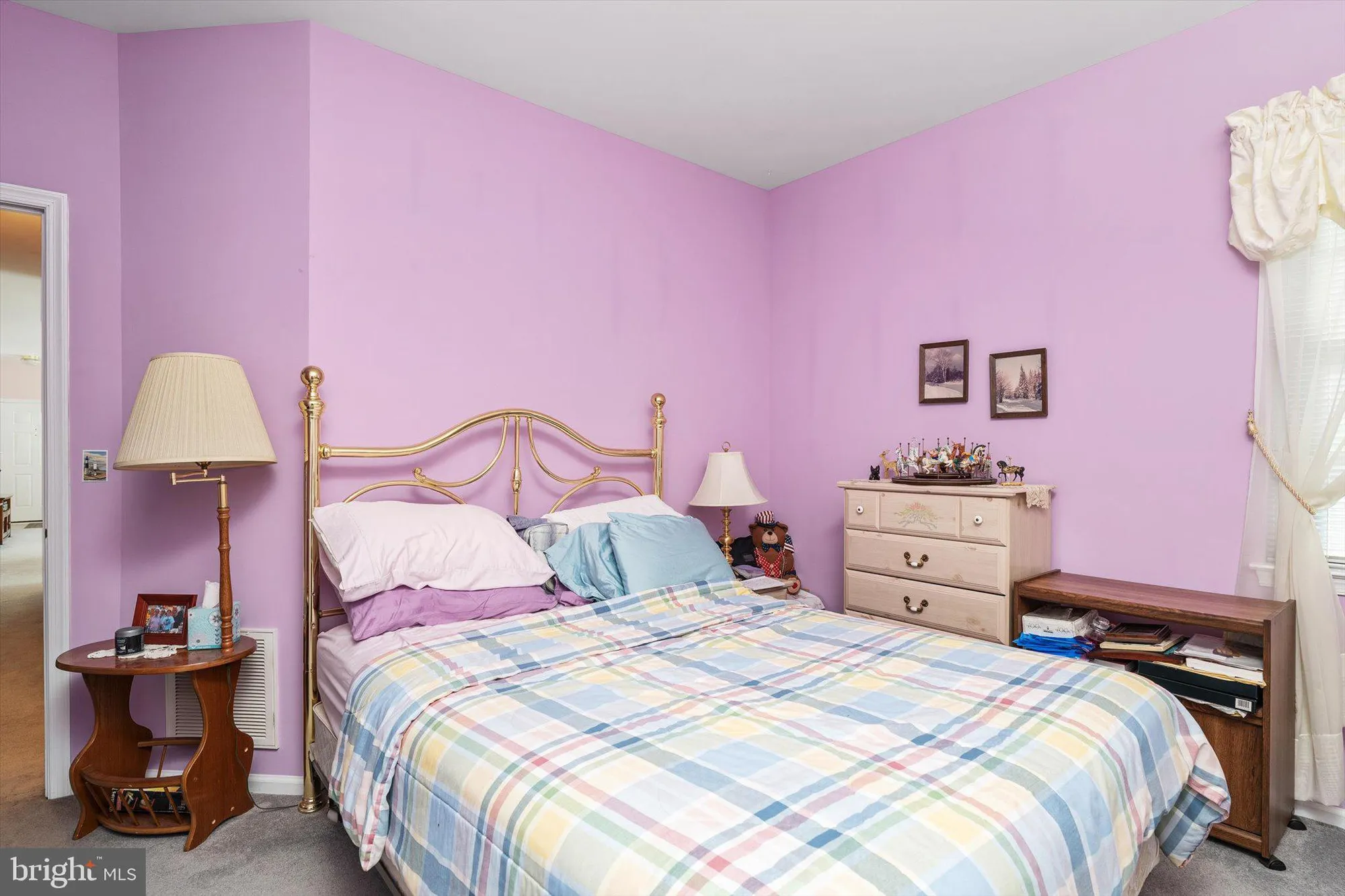 Property Slideshow image 14 of 25 | 229 meadowlark dr, Hamilton, NJ, 08690