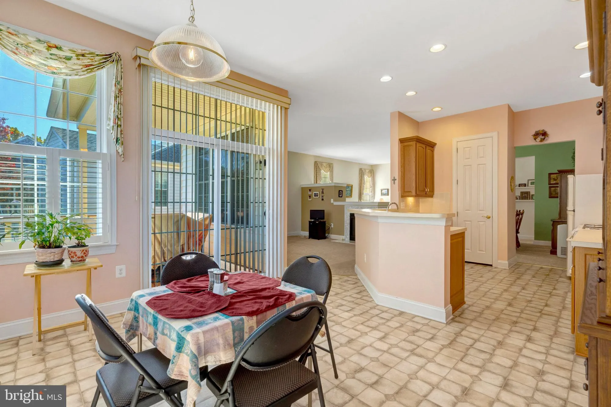 Property Slideshow image 12 of 43 | 5226 canyon creek way, Haymarket, VA, 20169
