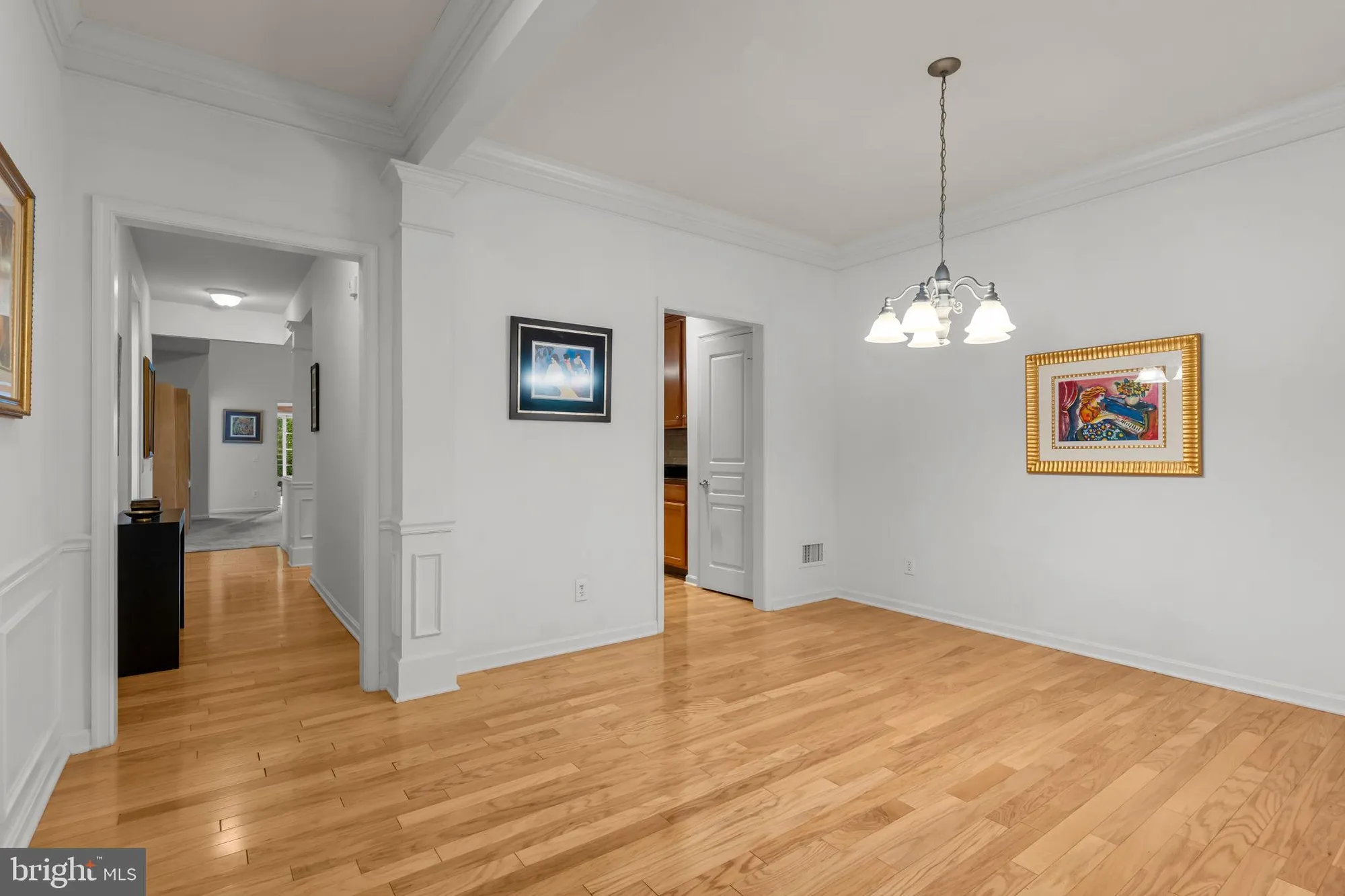 Property Slideshow image 15 of 43 | 8 dove ct, Hamilton, NJ, 08690