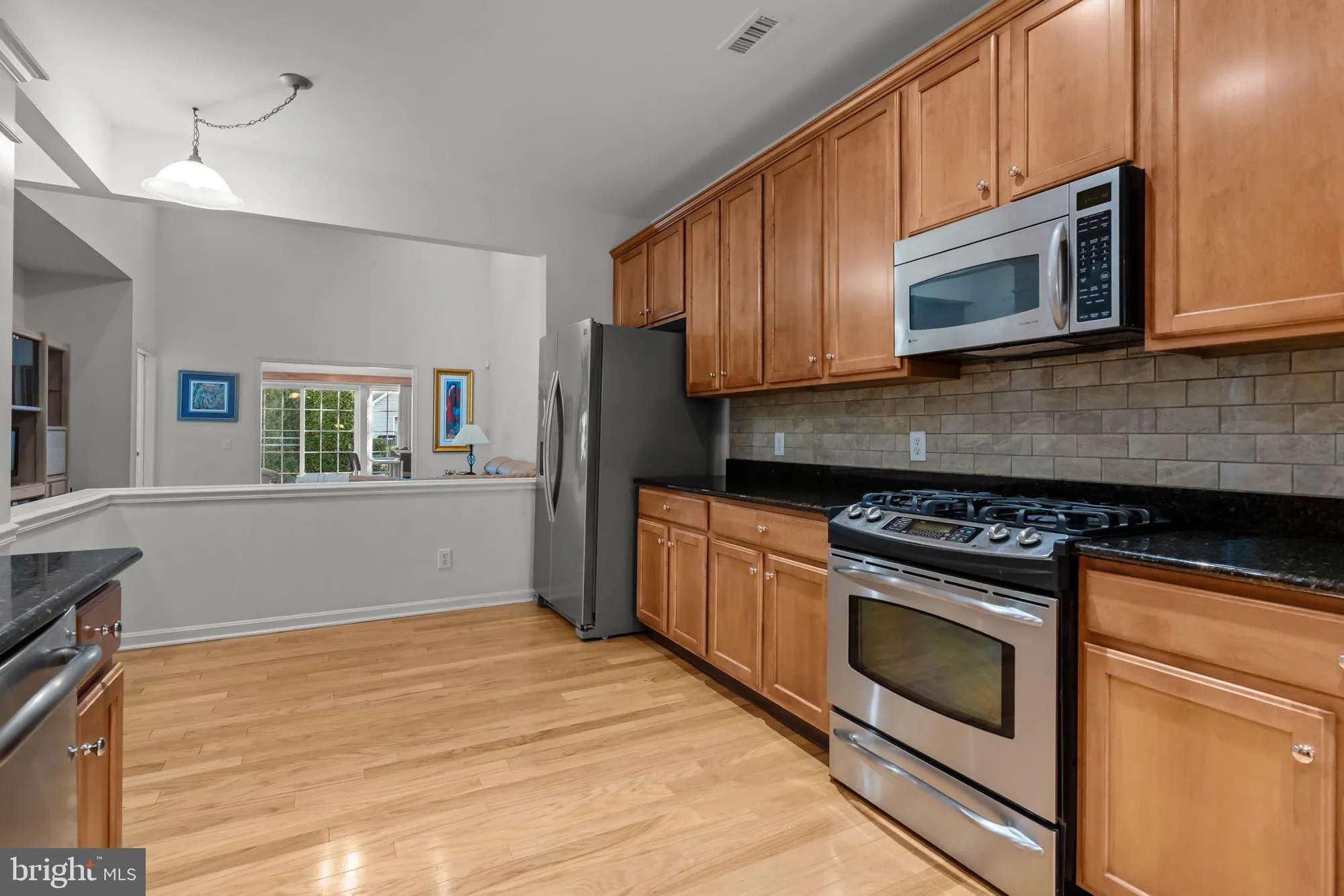 Property Slideshow image 12 of 43 | 8 dove ct, Hamilton, NJ, 08690