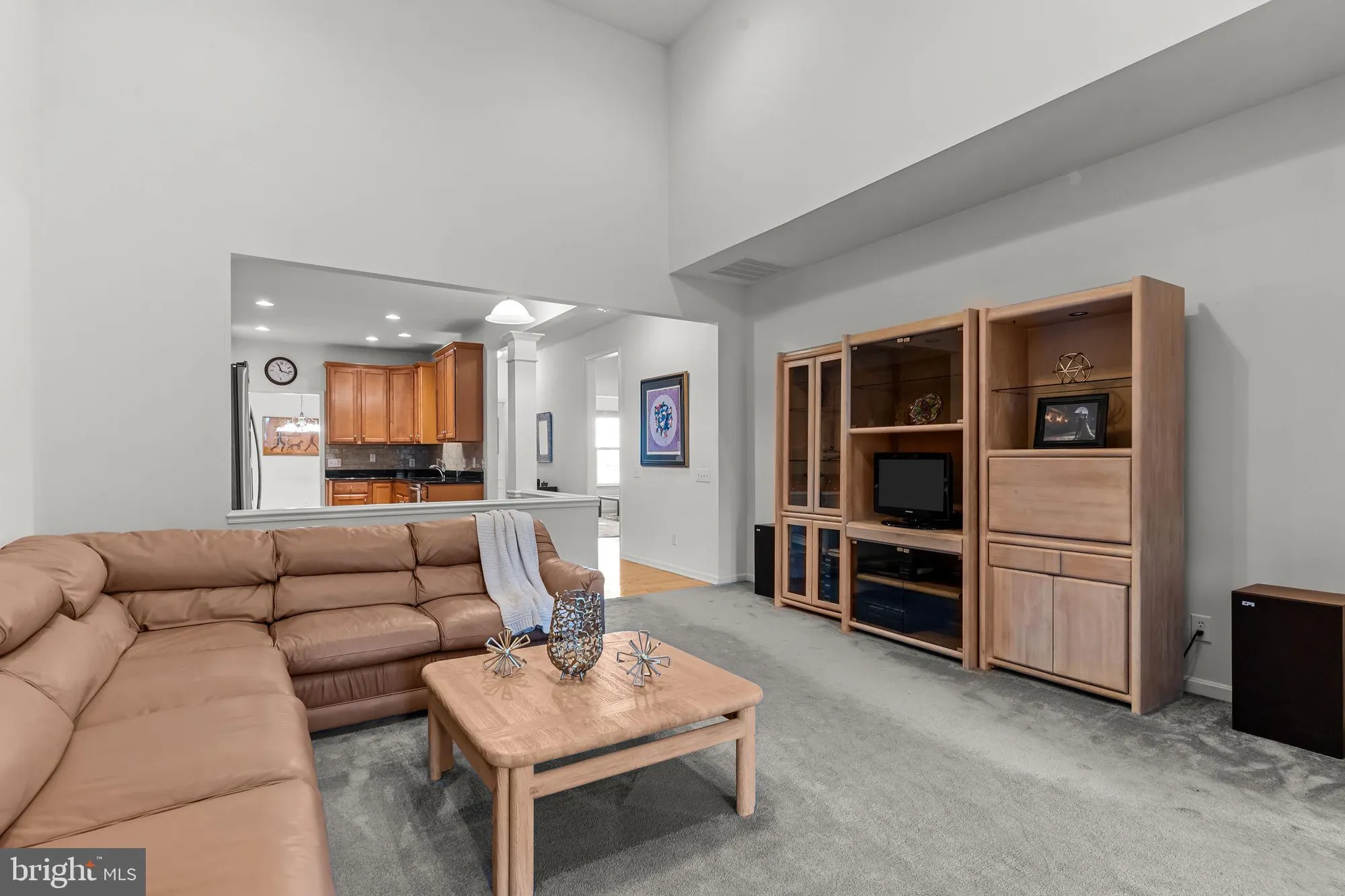 Property Slideshow image 5 of 43 | 8 dove ct, Hamilton, NJ, 08690