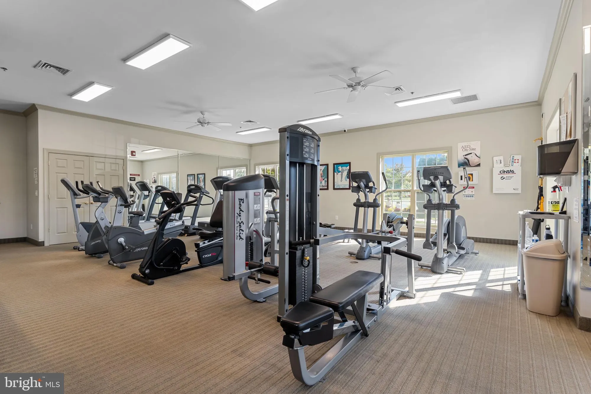 Property Slideshow image 35 of 43 | 8 dove ct, Hamilton, NJ, 08690