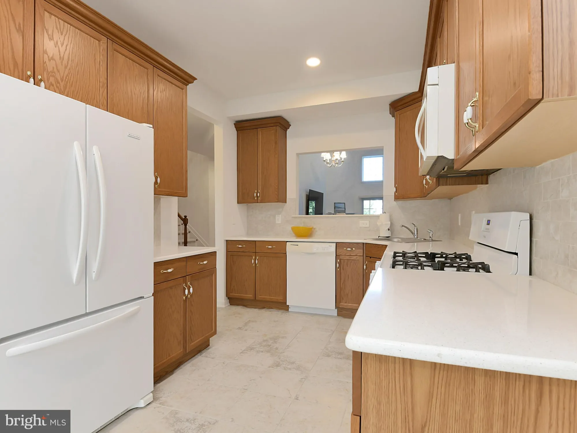 Property Slideshow image 16 of 41 | 802 schindler dr n, Monmouth Junction, NJ, 08852