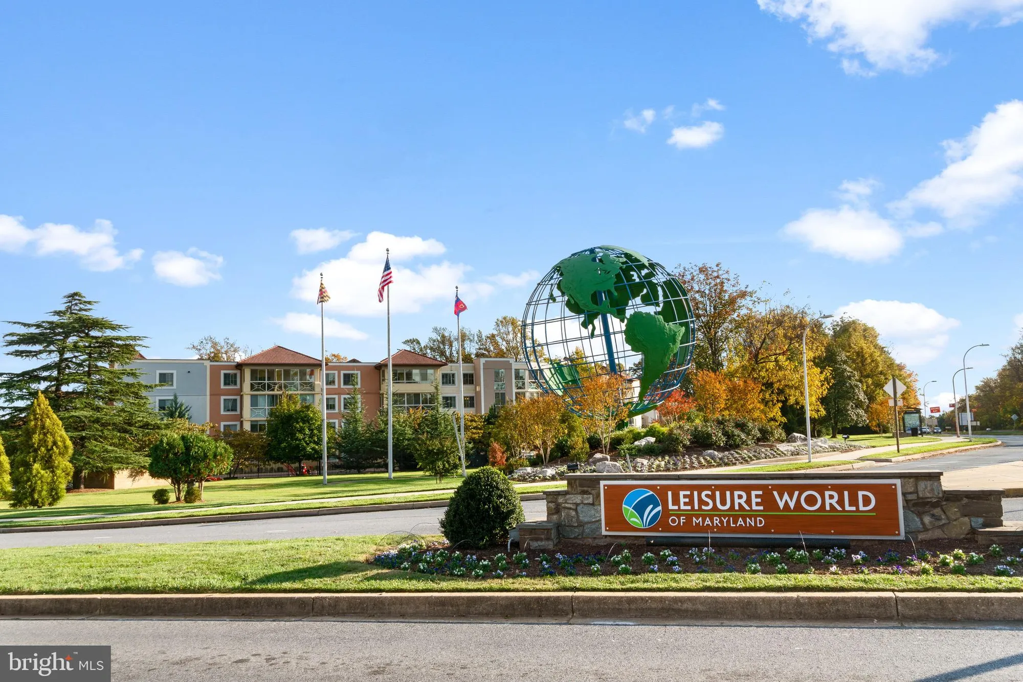 Property Slideshow image 25 of 40 | 3005 s leisure world blvd apt 702, Silver Spring, MD, 20906