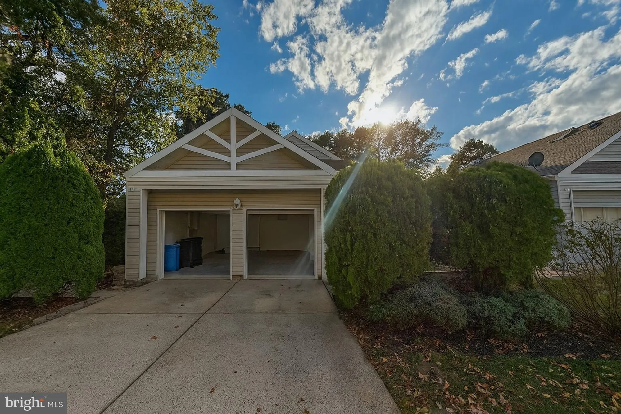 Property Slideshow image 1 of 1 | 16 newport rd, Manahawkin, NJ, 08050
