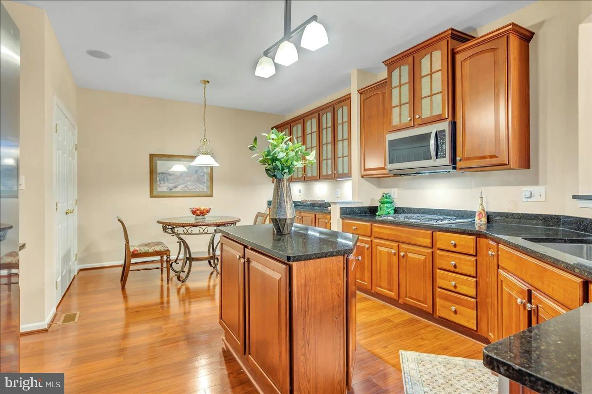 Property Slideshow image 8 of 38 | 116 landis way, Wilmington, DE, 19803
