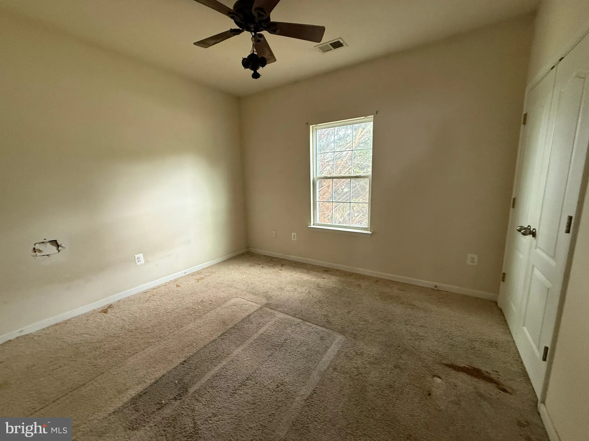 Property Slideshow image 6 of 9 | 4930 shoal creek ln, White Plains, MD, 20695