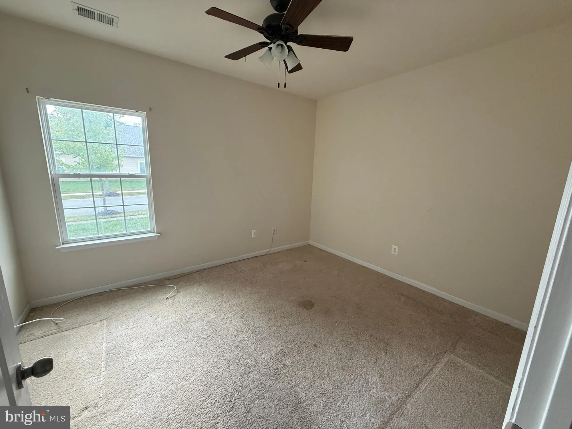 Property Slideshow image 7 of 9 | 4930 shoal creek ln, White Plains, MD, 20695