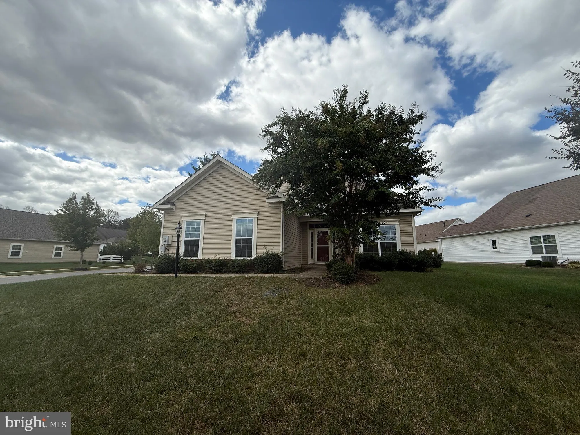 Property Slideshow image 1 of 9 | 4930 shoal creek ln, White Plains, MD, 20695