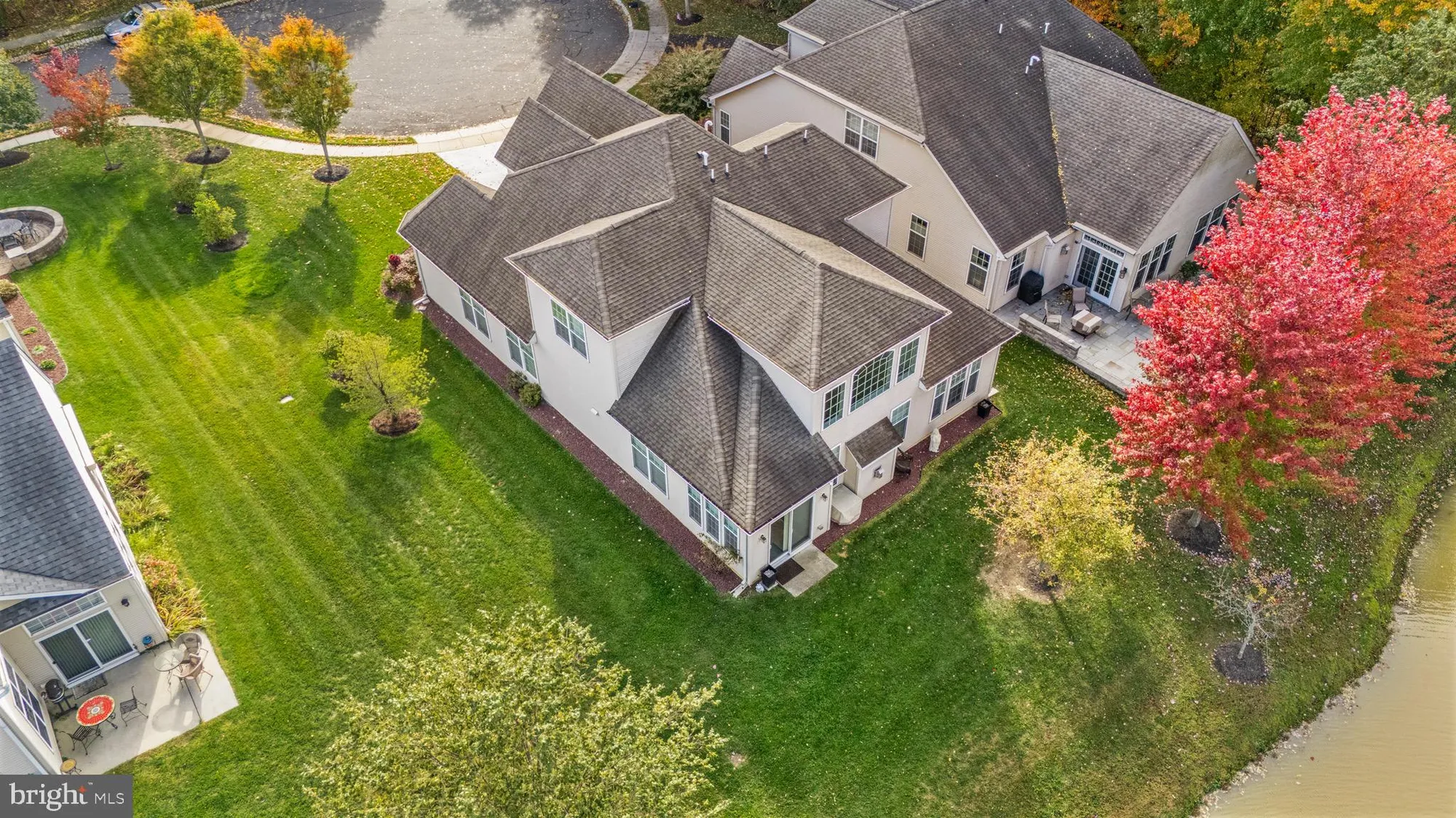 Property Slideshow image 39 of 48 | 23 barton dr, Hightstown, NJ, 08520