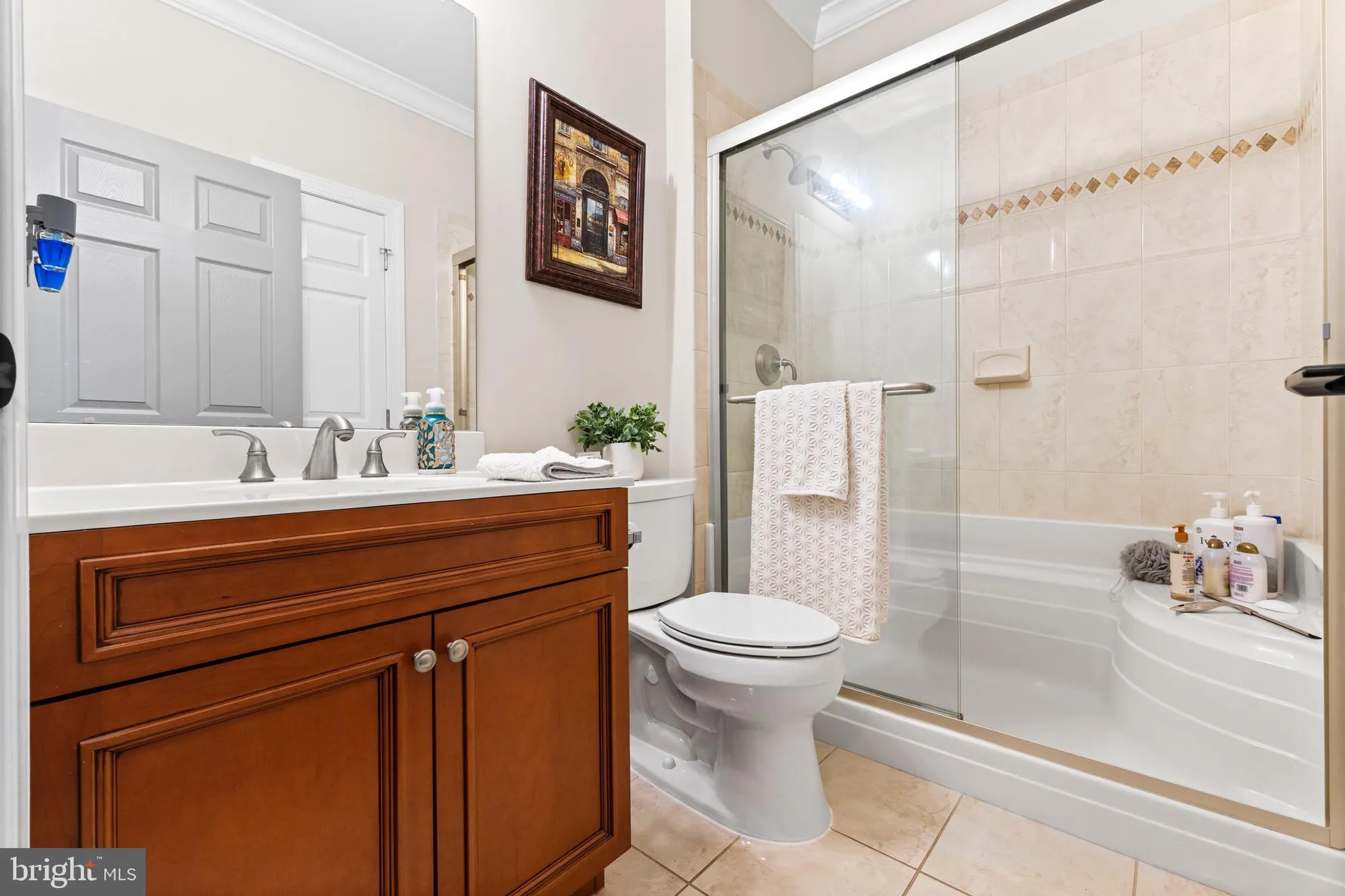 Property Slideshow image 33 of 48 | 23 barton dr, Hightstown, NJ, 08520