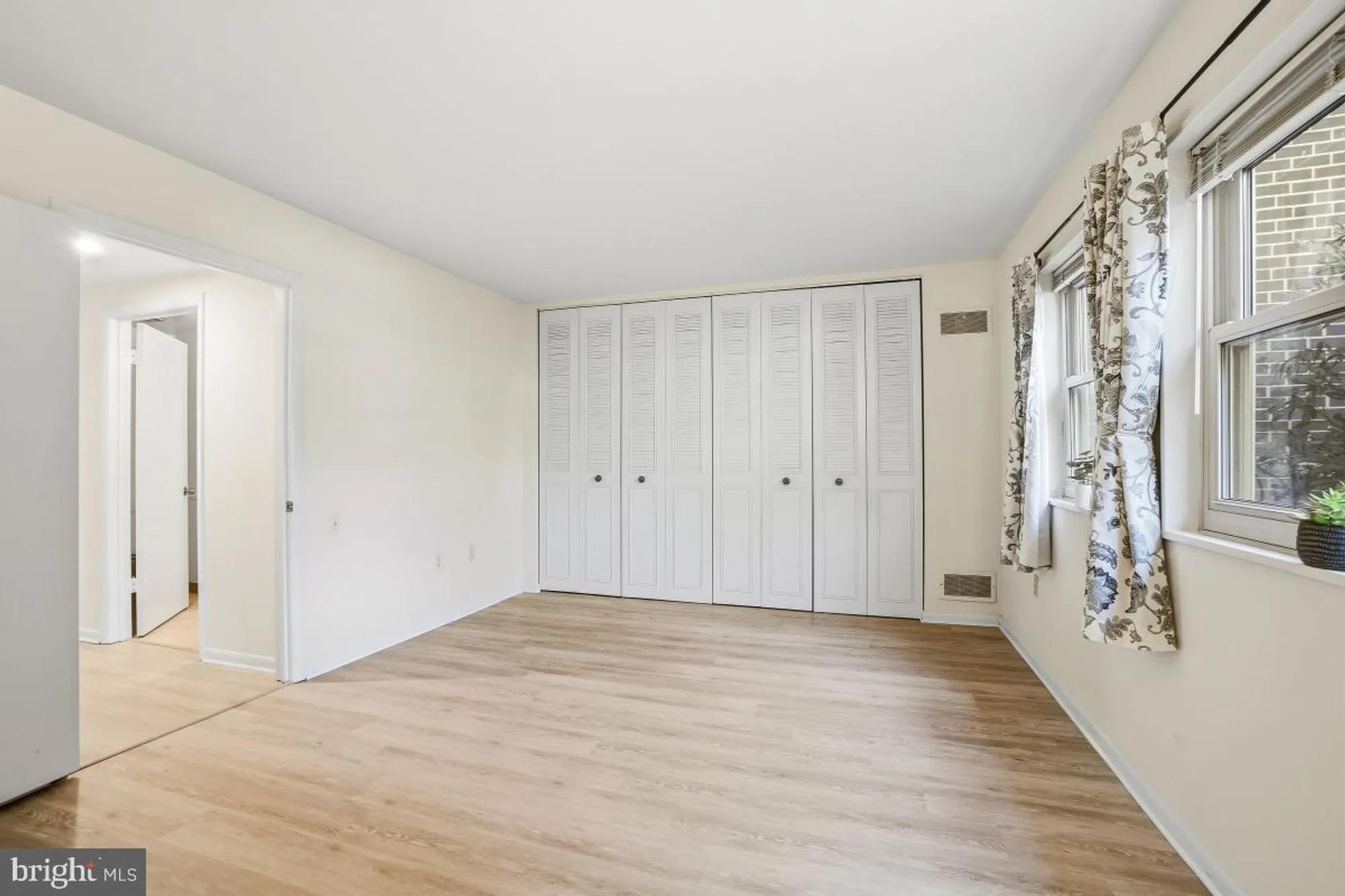 Property Slideshow image 21 of 26 | 3362 gleneagles dr 71-1d, Silver Spring, MD, 20906