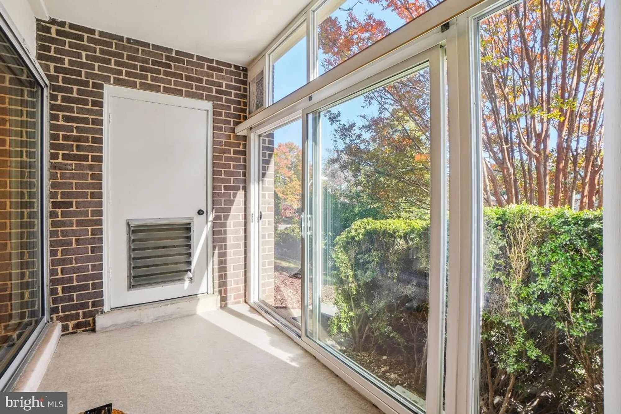 Property Slideshow image 4 of 26 | 3362 gleneagles dr 71-1d, Silver Spring, MD, 20906