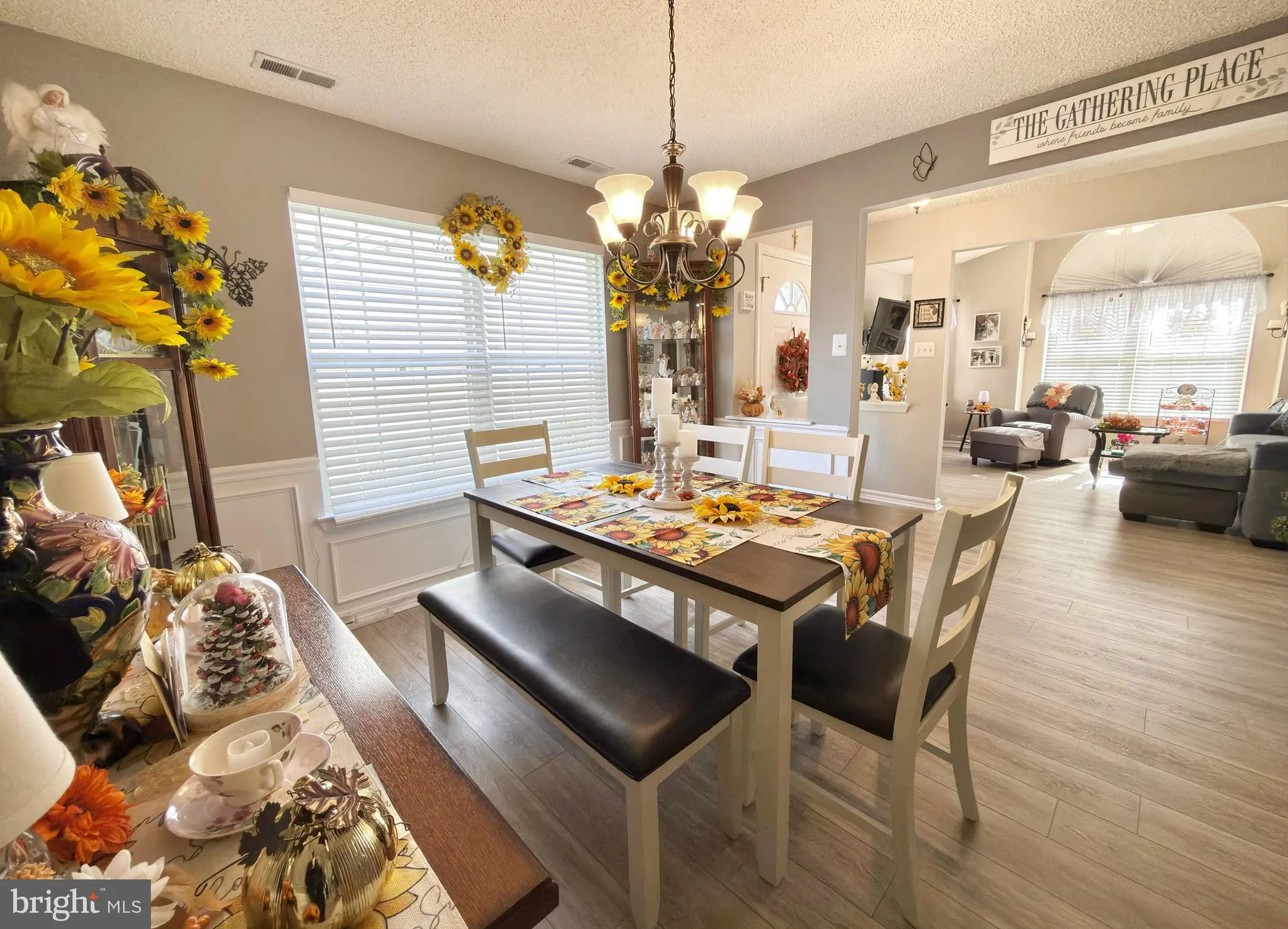 Property Slideshow image 7 of 27 | 617 saint vincent ct, Williamstown, NJ, 08094