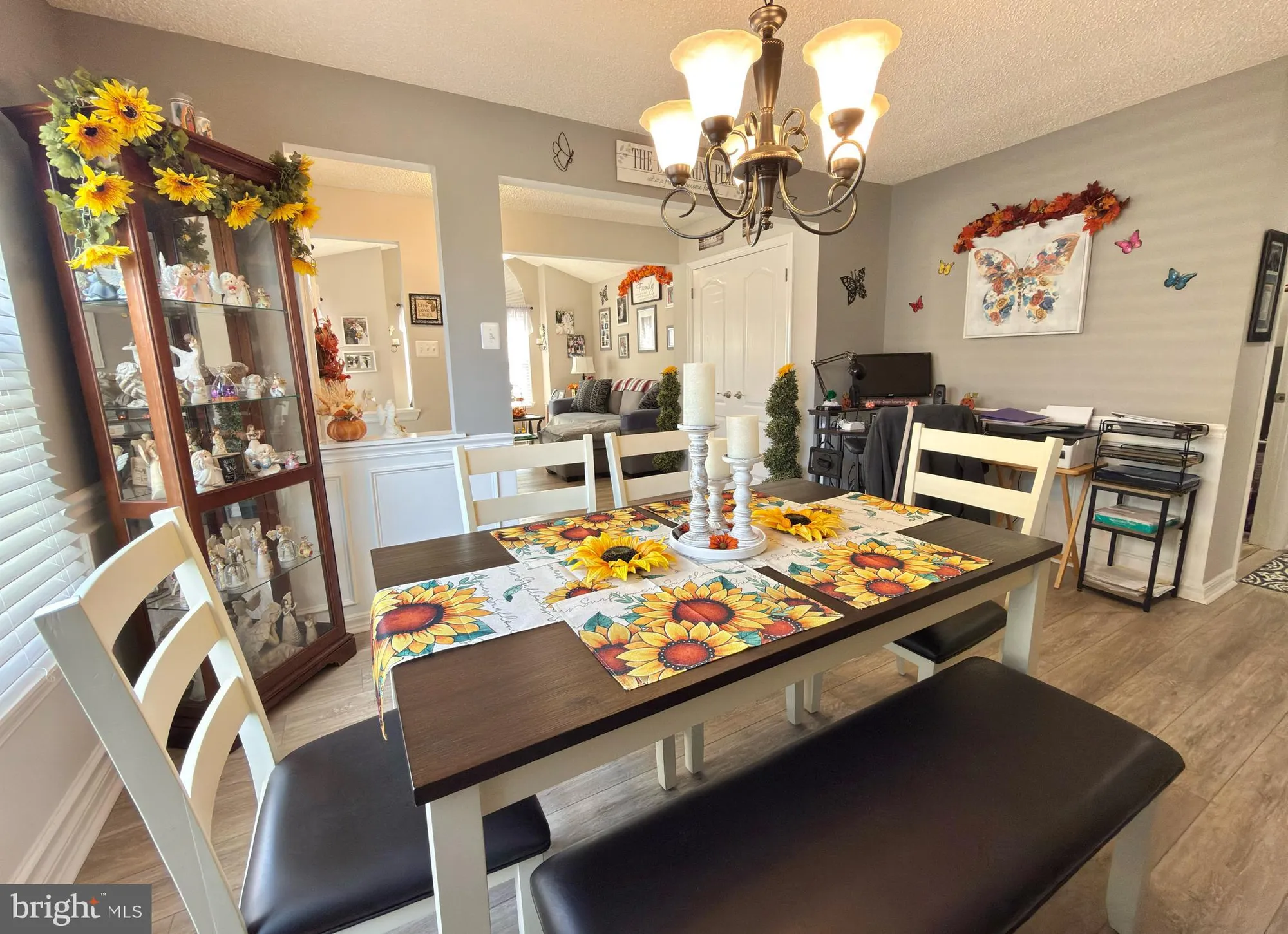 Property Slideshow image 8 of 27 | 617 saint vincent ct, Williamstown, NJ, 08094