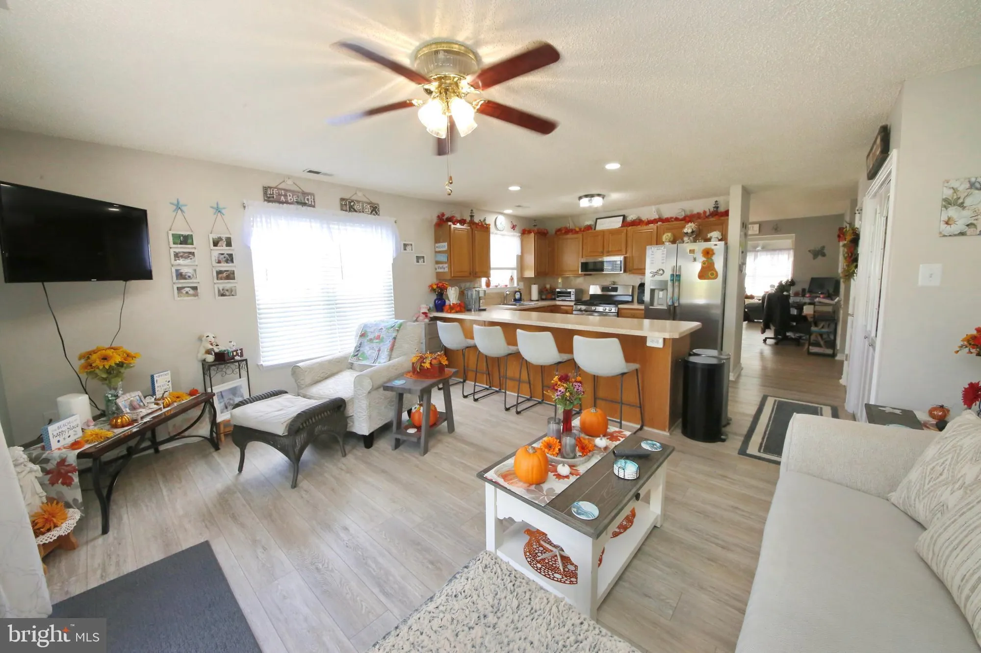 Property Slideshow image 14 of 27 | 617 saint vincent ct, Williamstown, NJ, 08094