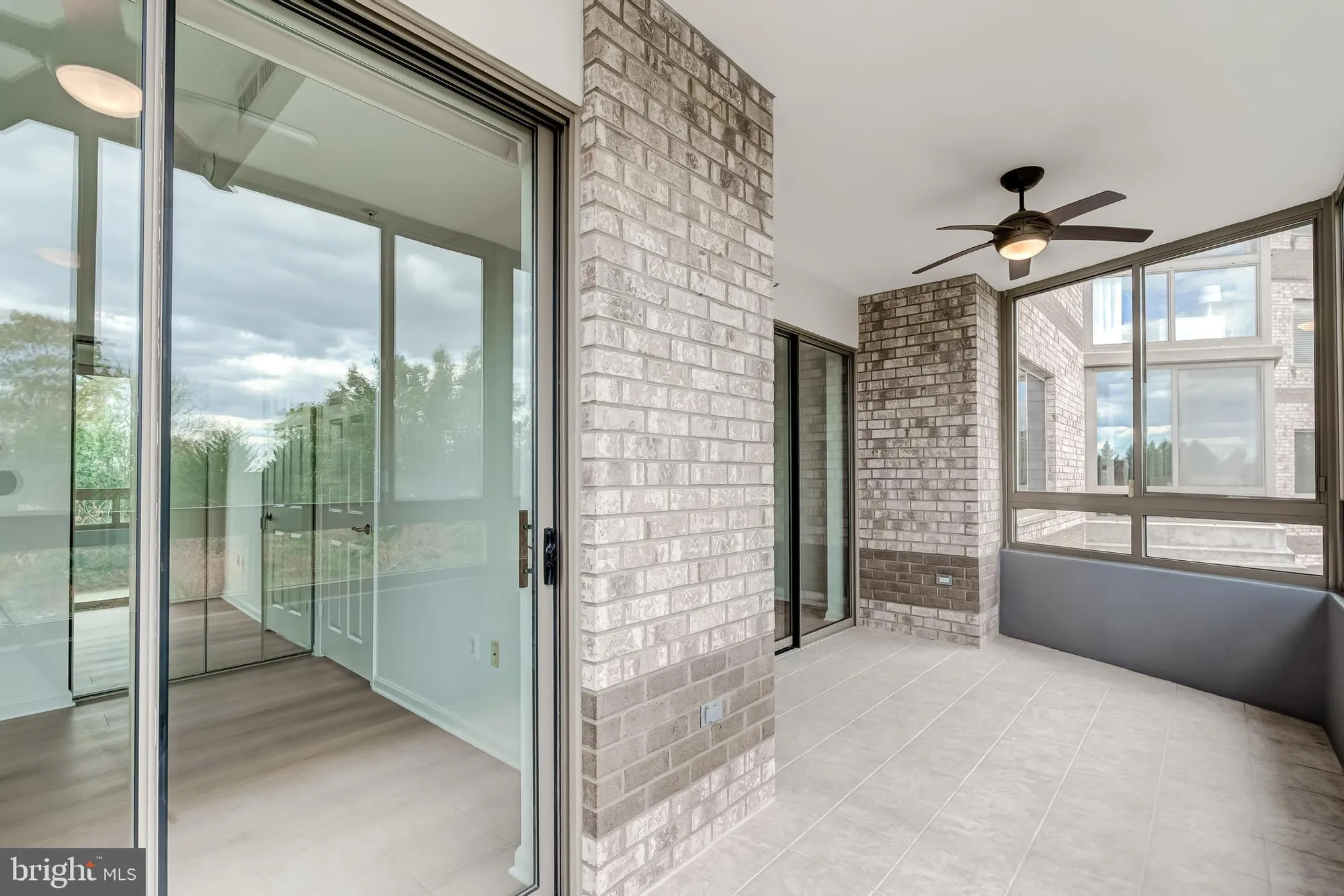 Property Slideshow image 16 of 42 | 19355 cypress ridge ter 114, Leesburg, VA, 20176