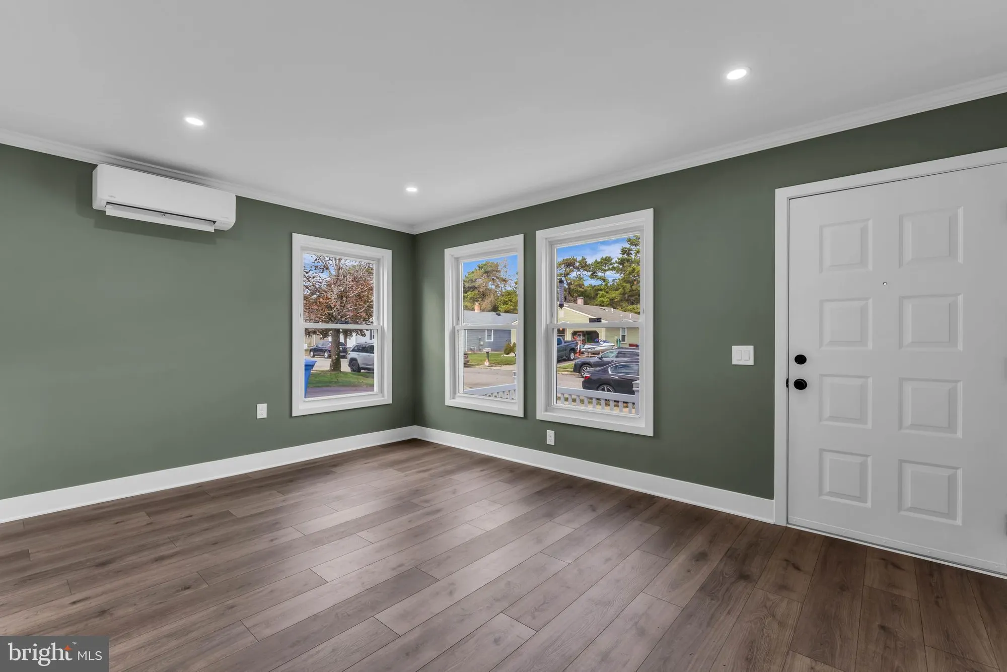 Property Slideshow image 5 of 26 | 94 troumaka st, Toms River, NJ, 08757