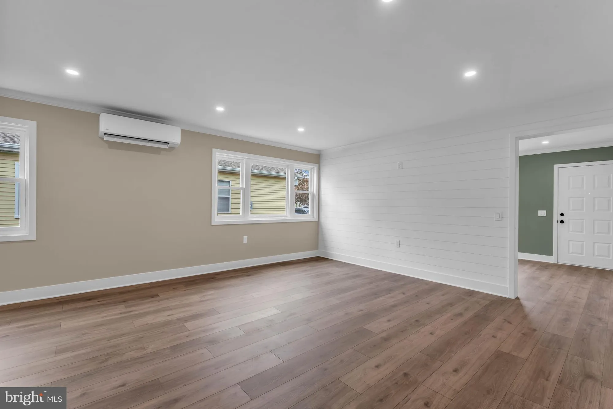 Property Slideshow image 9 of 26 | 94 troumaka st, Toms River, NJ, 08757