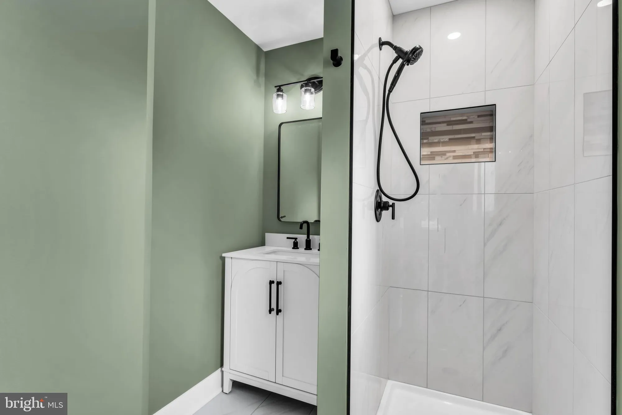 Property Slideshow image 17 of 26 | 94 troumaka st, Toms River, NJ, 08757