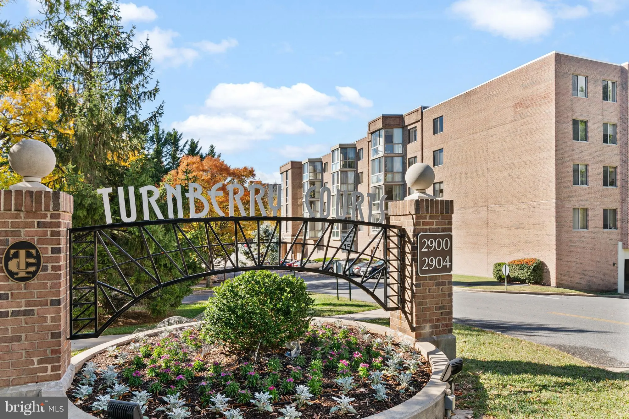 Property Slideshow image 1 of 30 | 2900 n leisure world blvd 301, Silver Spring, MD, 20906
