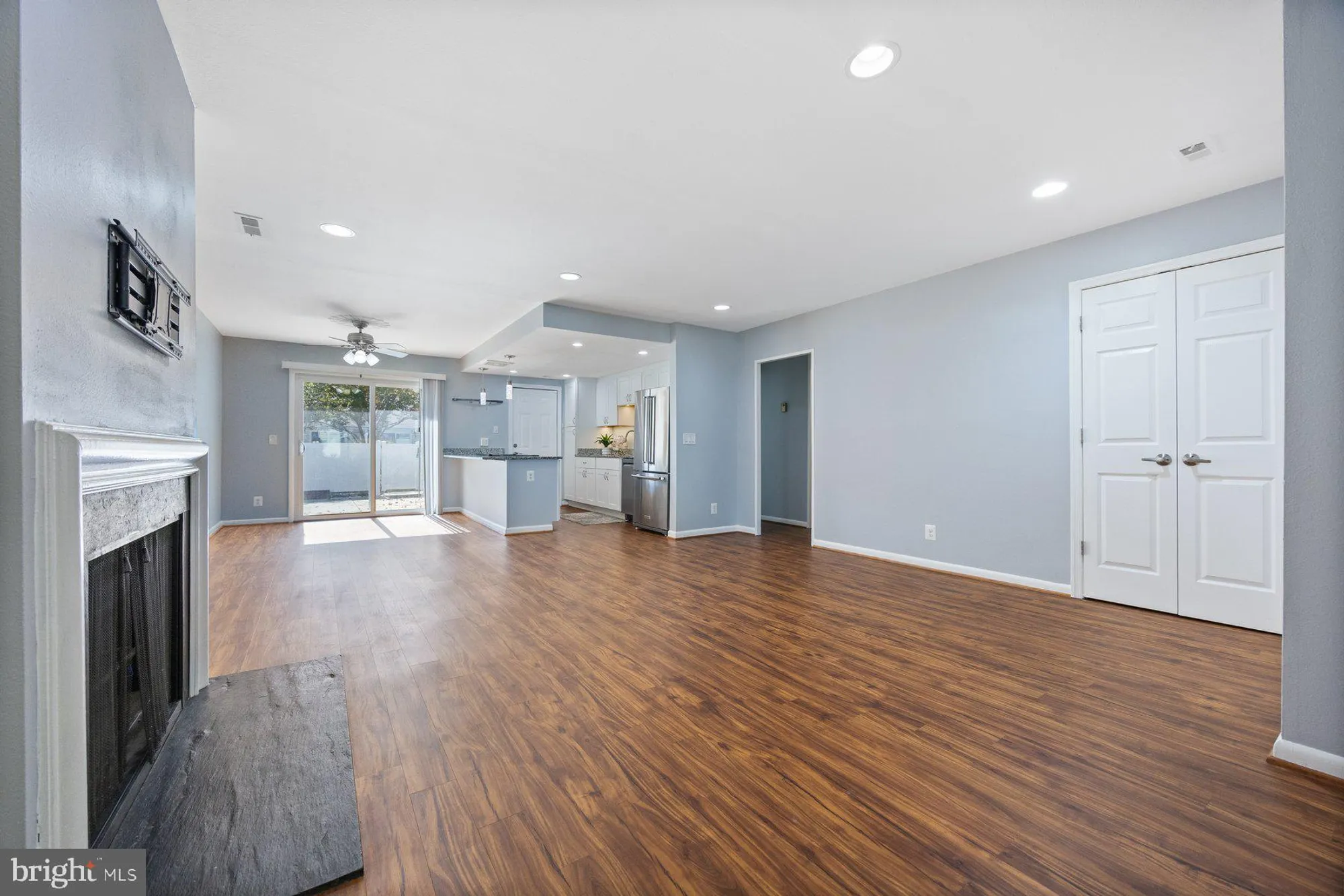 Property Slideshow image 9 of 41 | 3221 ludham dr # 191-a, Silver Spring, MD, 20906