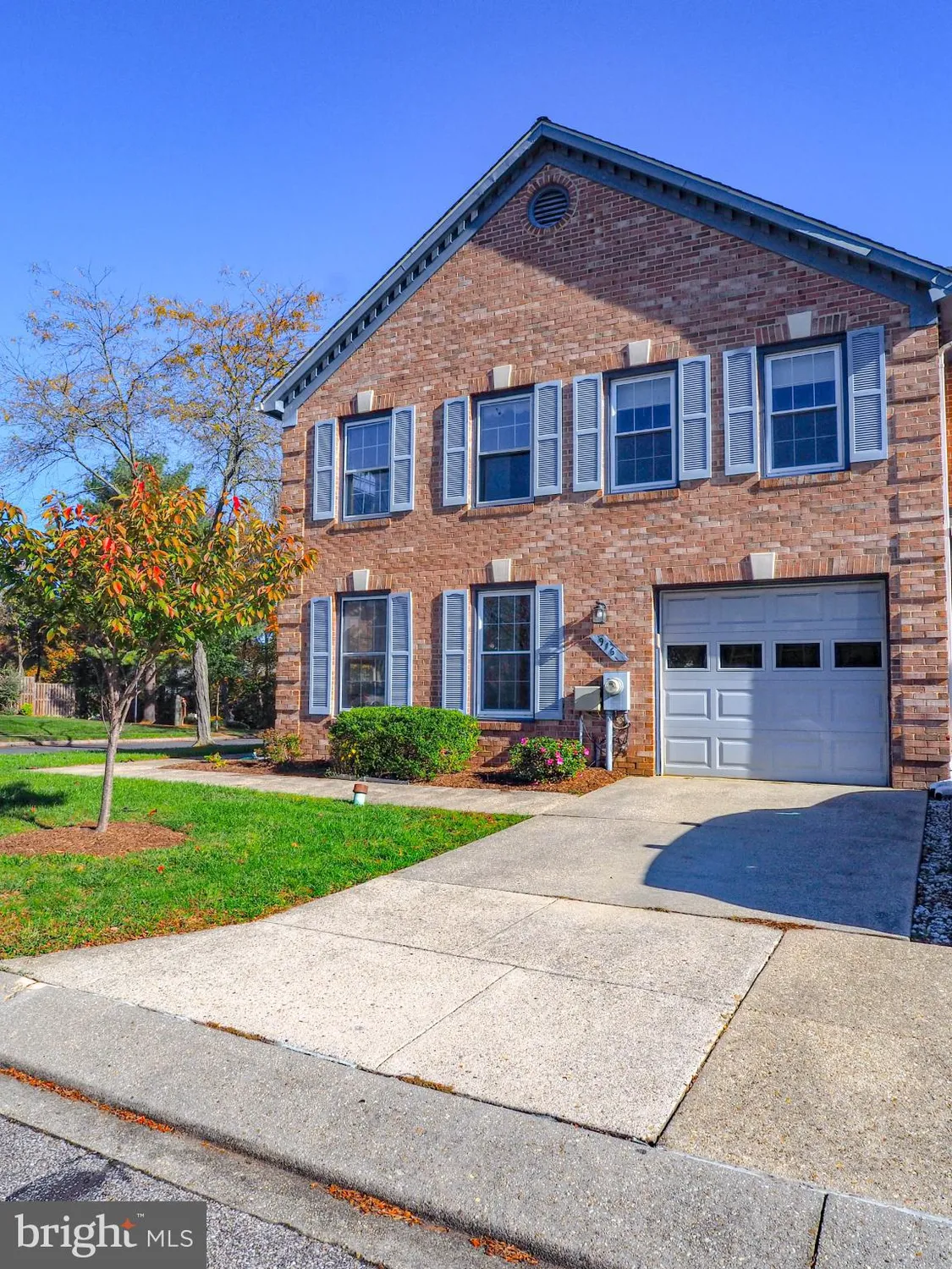 Property Slideshow image 2 of 34 | 916 sextant way, Annapolis, MD, 21401