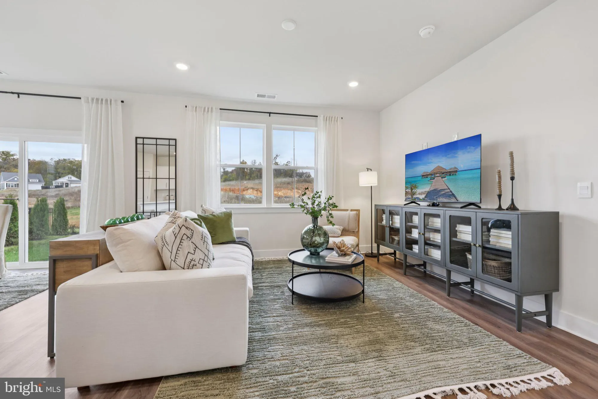 Property Slideshow image 7 of 45 | 109 trellis view ln, Winchester, VA, 22602