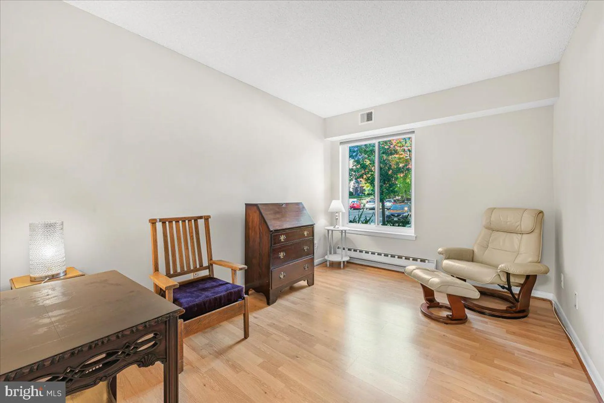 Property Slideshow image 13 of 37 | 15201 elkridge way 93-1f, Silver Spring, MD, 20906
