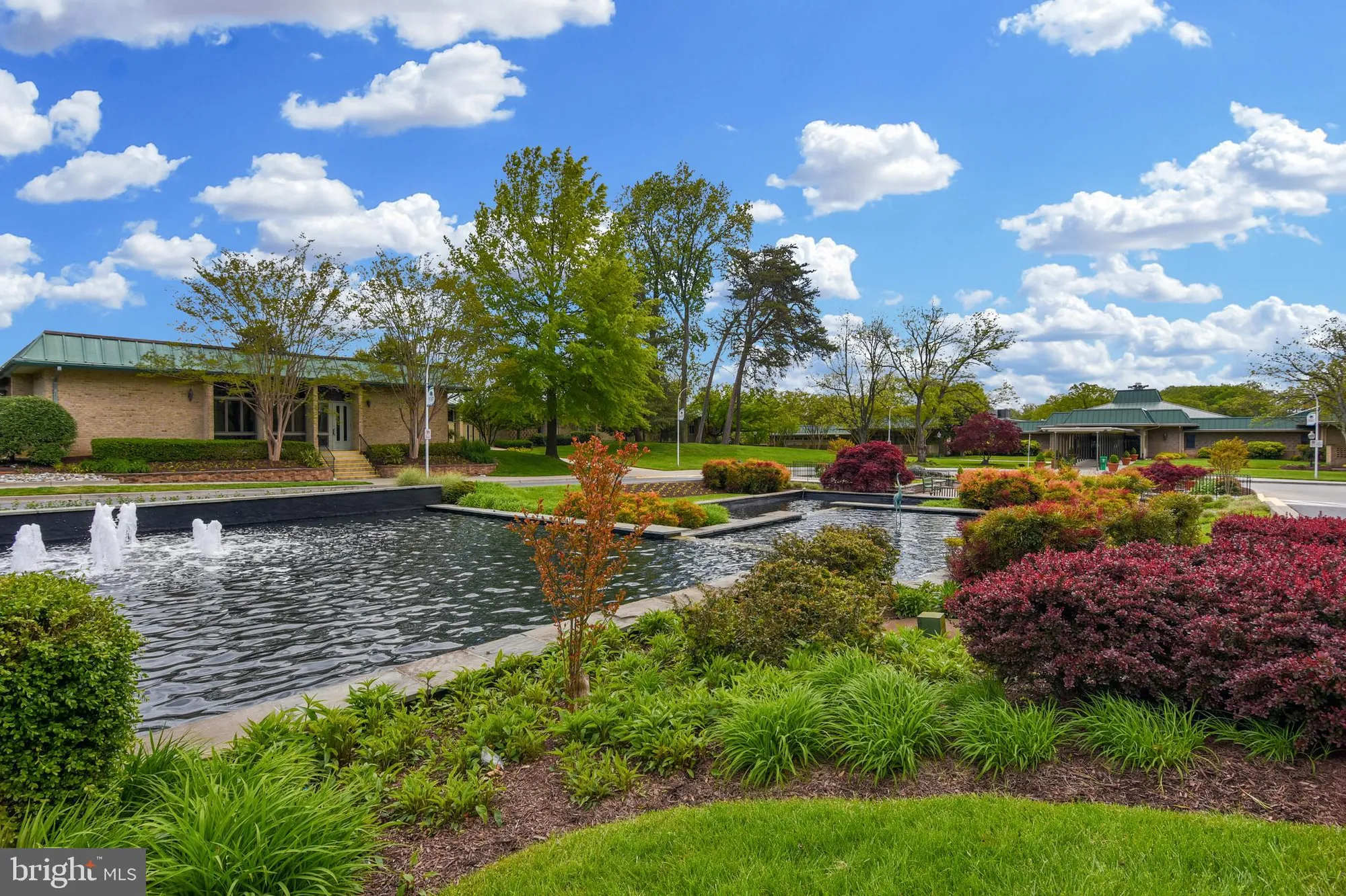 Property Slideshow image 29 of 37 | 15201 elkridge way 93-1f, Silver Spring, MD, 20906